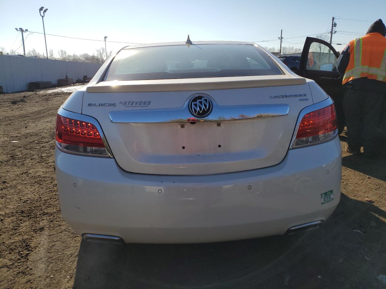 Photo 5 VIN: 1G4GG5E36CF349249 - BUICK LACROSSE 