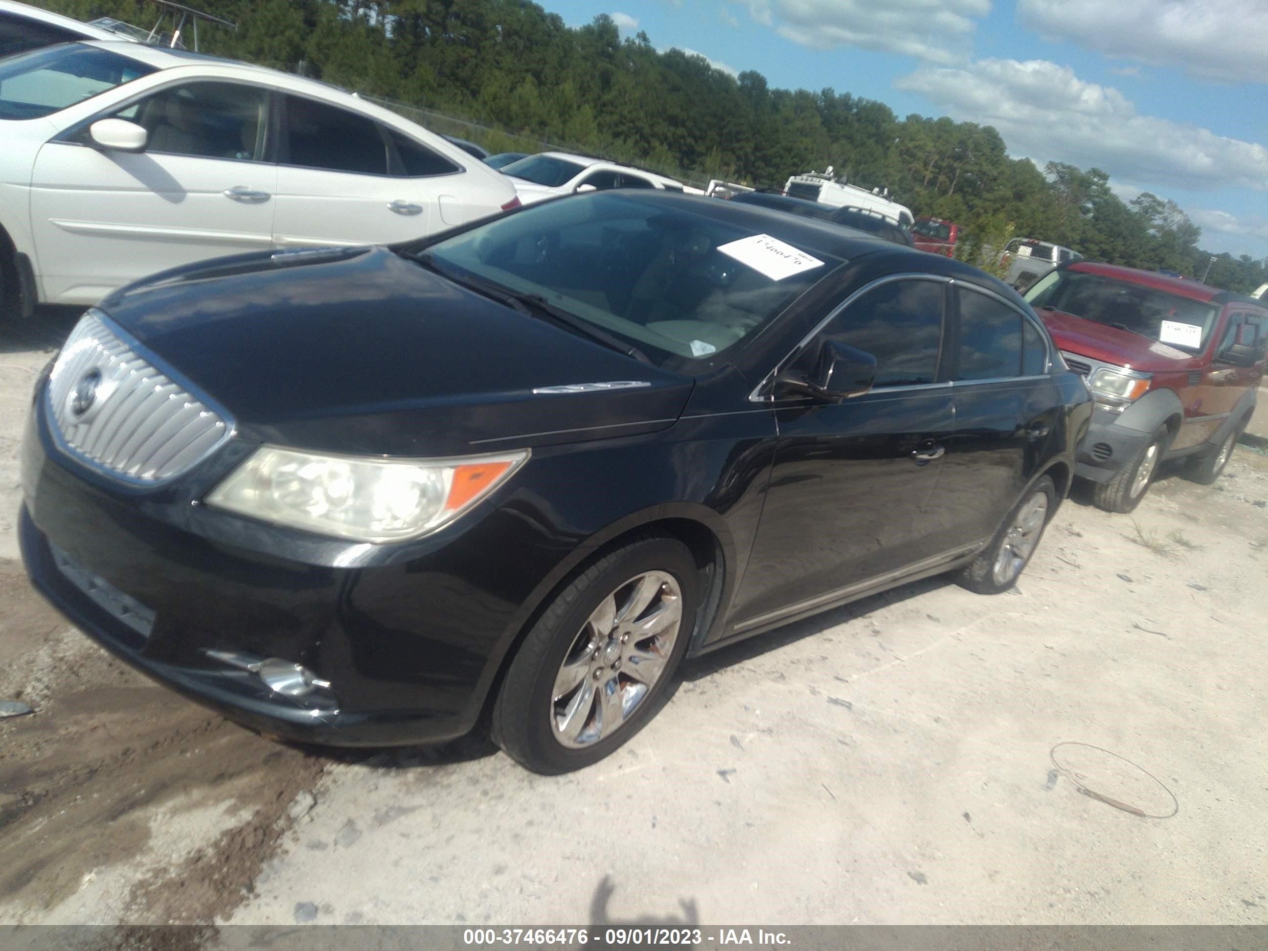 Photo 1 VIN: 1G4GH5E3XCF293460 - BUICK LACROSSE 