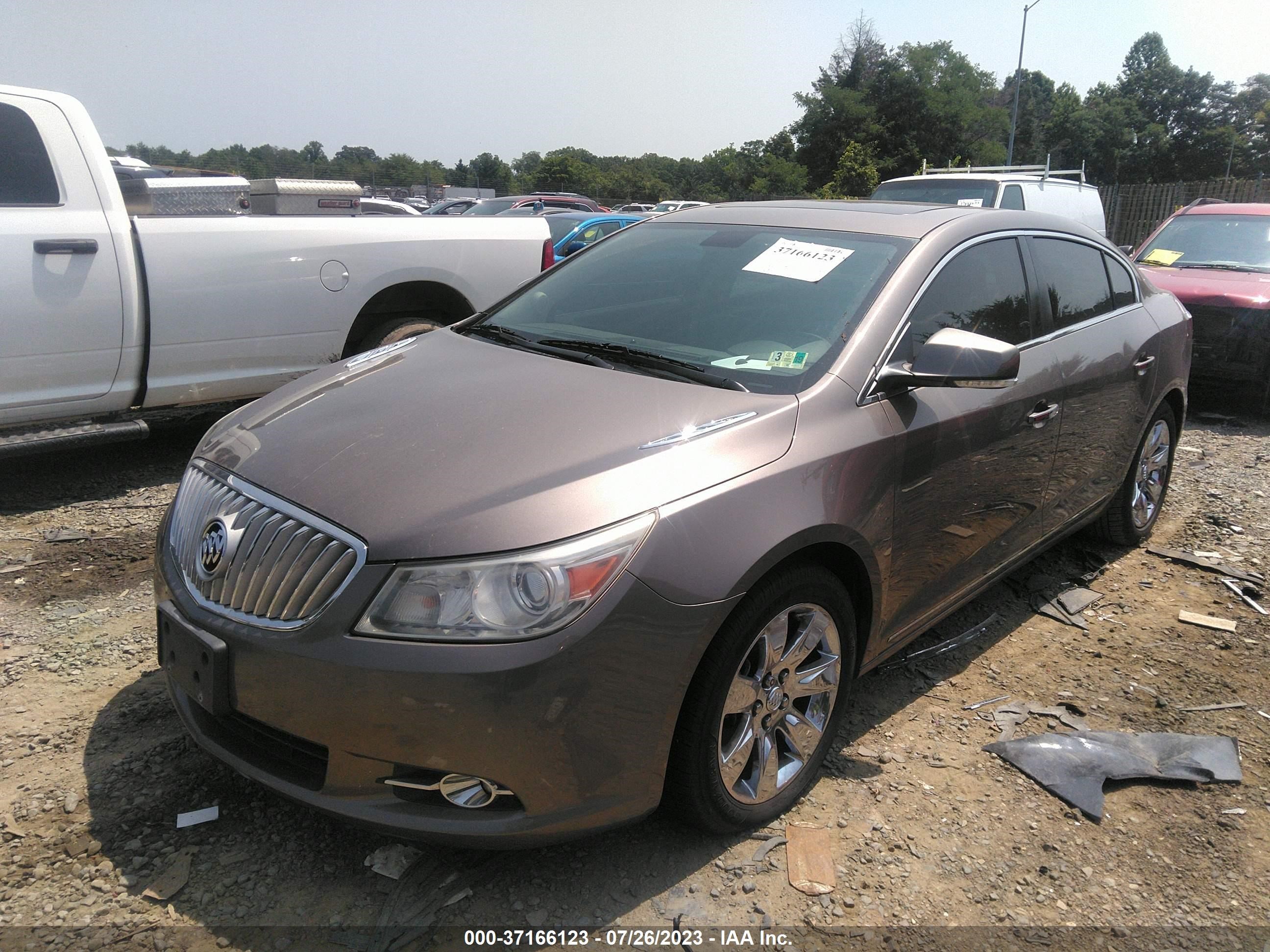 Photo 1 VIN: 1G4GH5G32CF139029 - BUICK LACROSSE 