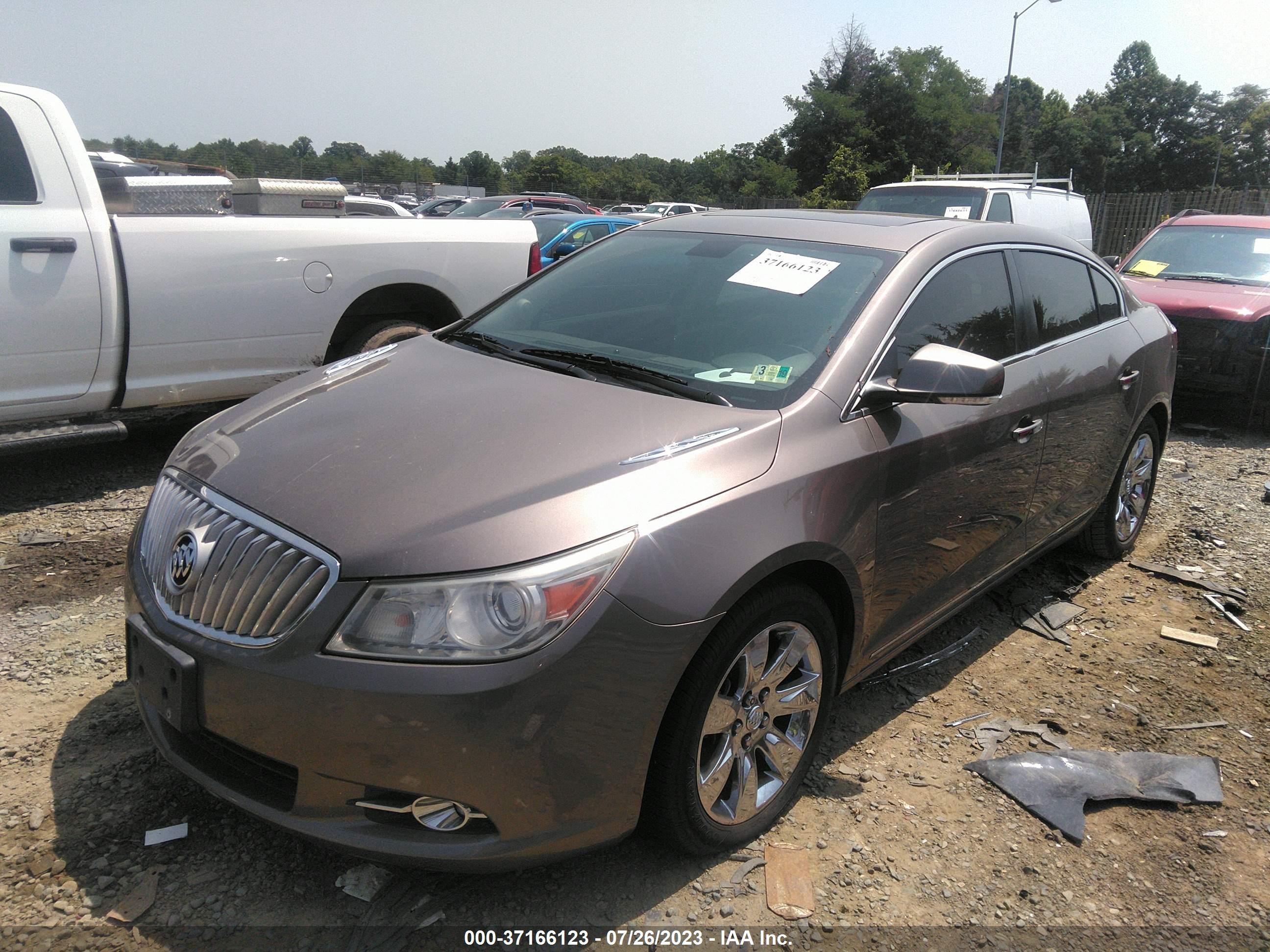 Photo 5 VIN: 1G4GH5G32CF139029 - BUICK LACROSSE 