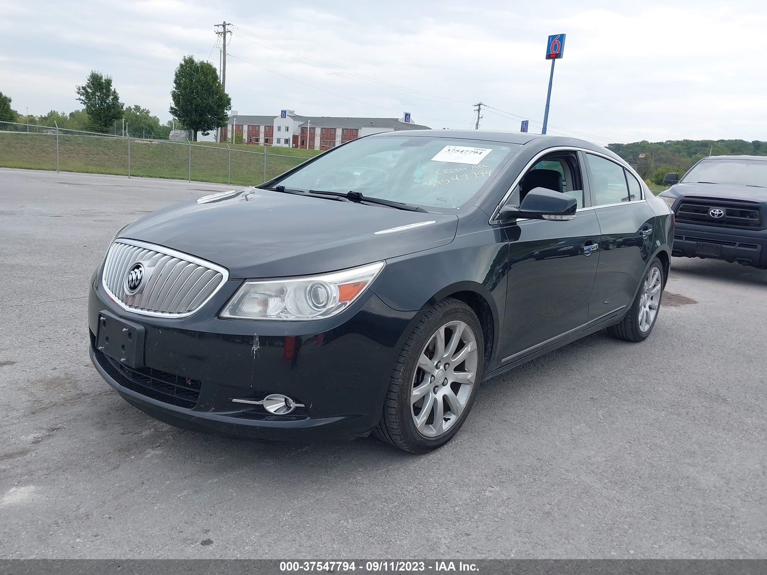 Photo 1 VIN: 1G4GJ5E36CF184045 - BUICK LACROSSE 