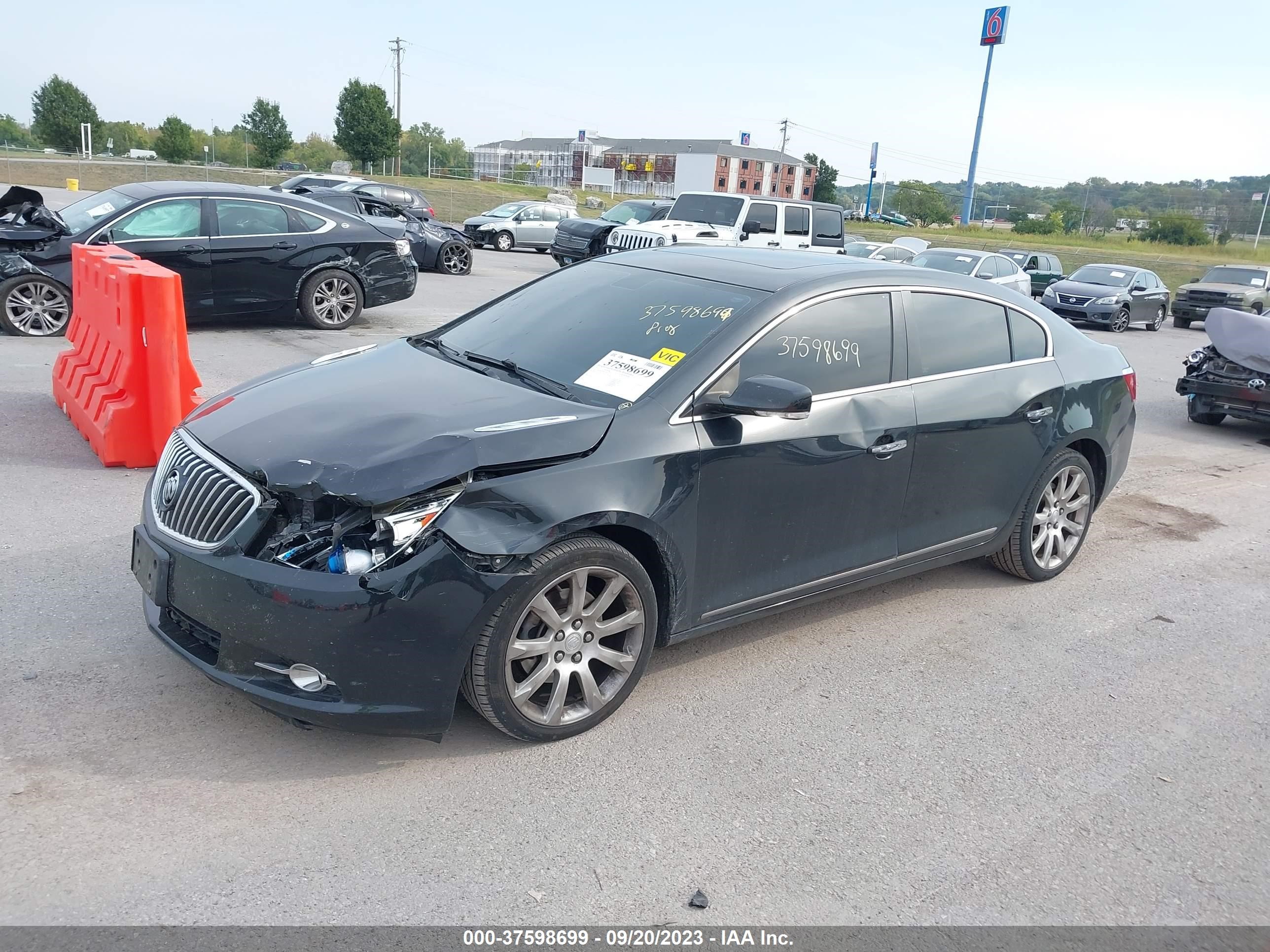 Photo 1 VIN: 1G4GJ5E39DF232817 - BUICK LACROSSE 