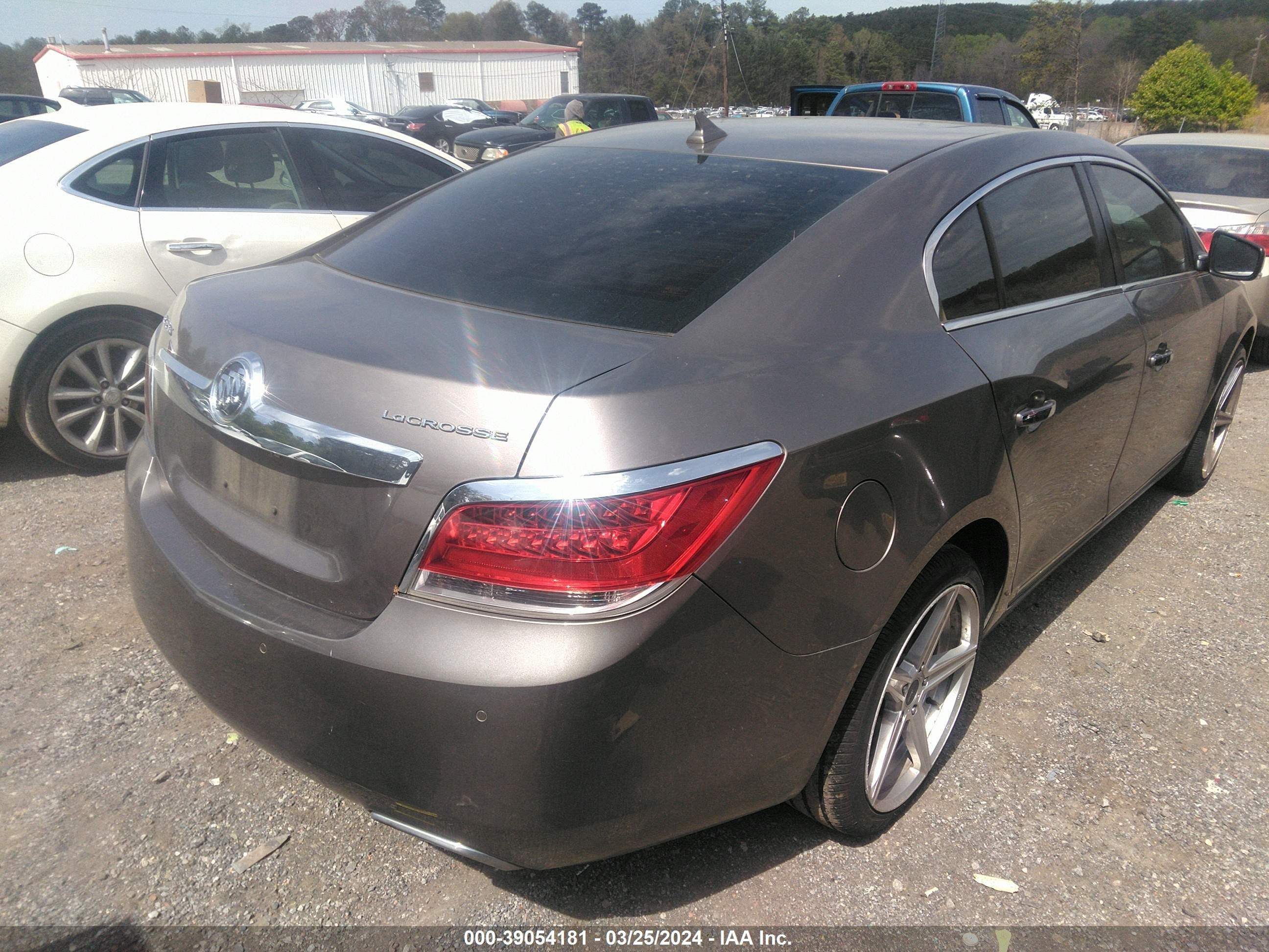 Photo 5 VIN: 1G4GJ5G32CF207107 - BUICK LACROSSE 