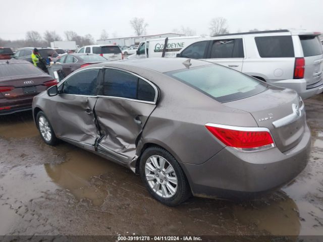 Photo 2 VIN: 1G4GK5EG2AF239149 - BUICK LACROSSE 