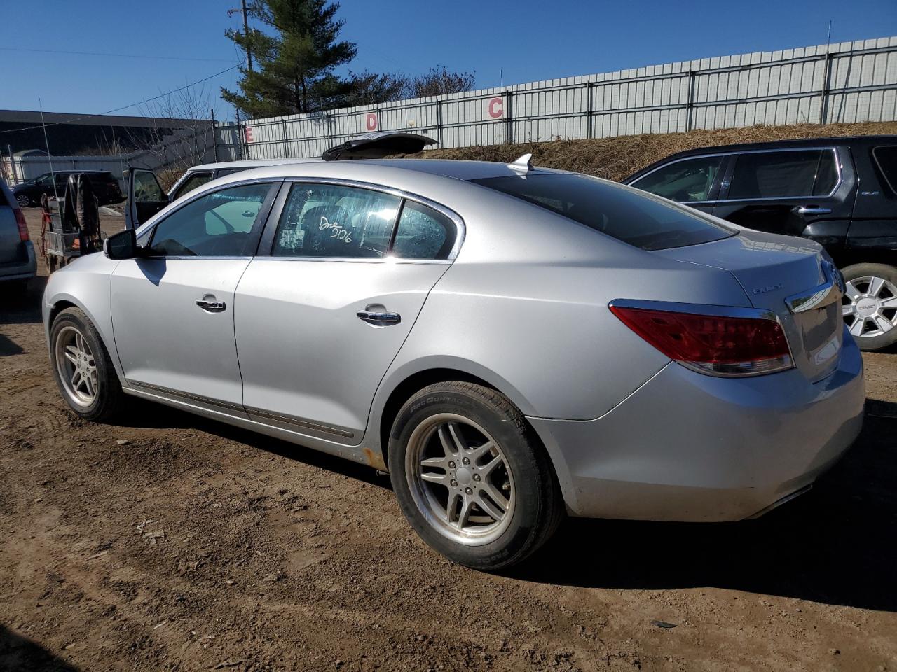 Photo 1 VIN: 1G4GL5E36CF221198 - BUICK LACROSSE 