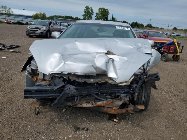 Photo 4 VIN: 1G4HA5E13AU133808 - BUICK LUCERNE 