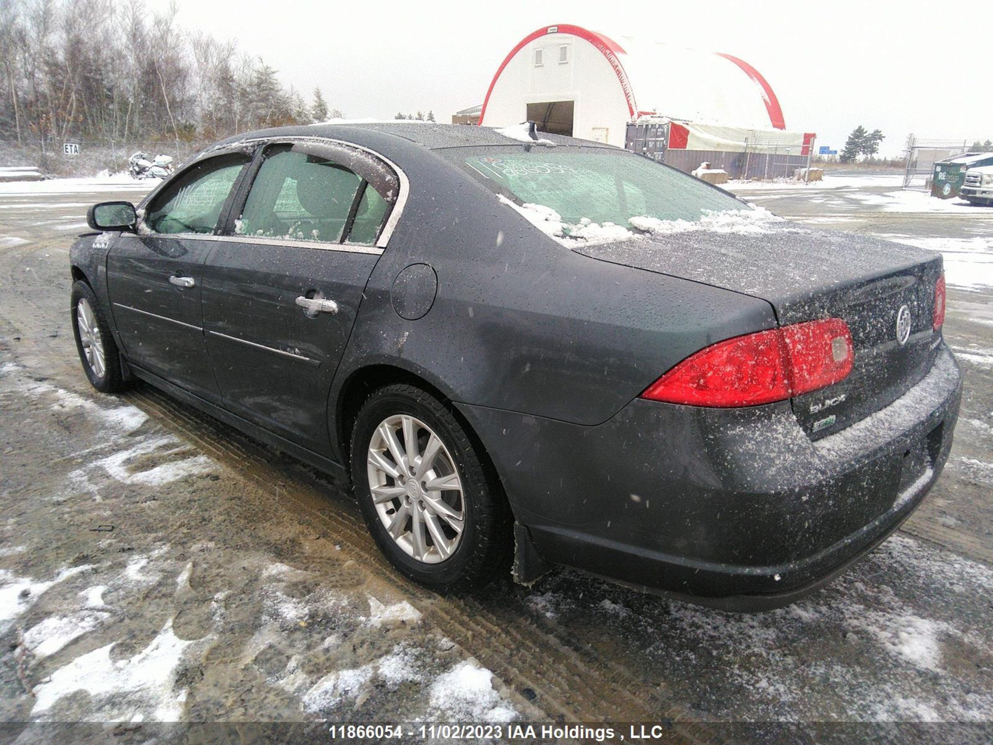 Photo 2 VIN: 1G4HA5EM6BU105268 - BUICK LUCERNE 