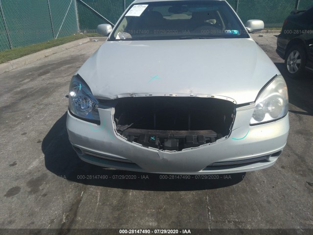 Photo 5 VIN: 1G4HC5E18AU110048 - BUICK LUCERNE 