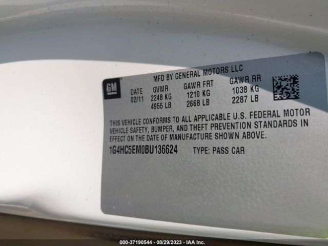 Photo 8 VIN: 1G4HC5EM0BU136624 - BUICK LUCERNE 