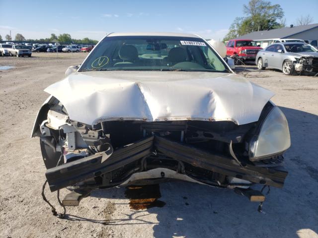 Photo 8 VIN: 1G4HC5EM3AU116494 - BUICK LUCERNE CX 