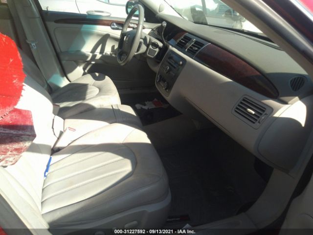 Photo 4 VIN: 1G4HC5EM3BU112334 - BUICK LUCERNE 