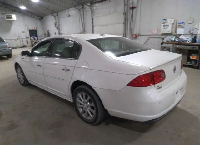 Photo 2 VIN: 1G4HC5EM3BU120112 - BUICK LUCERNE 