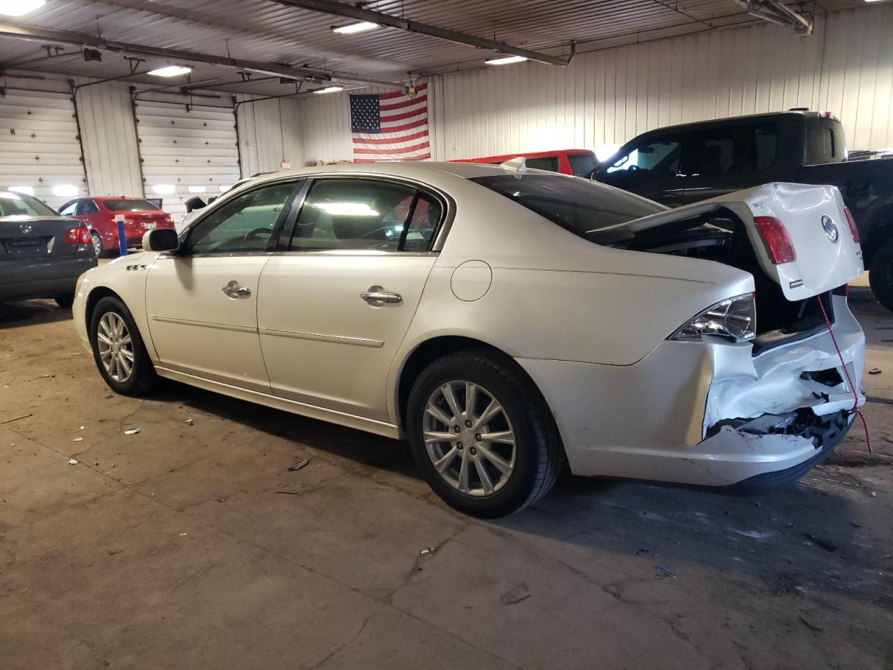 Photo 1 VIN: 1G4HC5EM4AU129271 - BUICK LUCERNE 