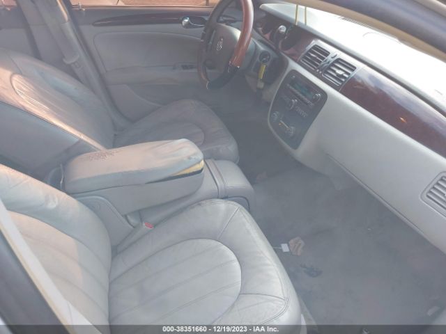 Photo 4 VIN: 1G4HC5EM4BU134813 - BUICK LUCERNE 