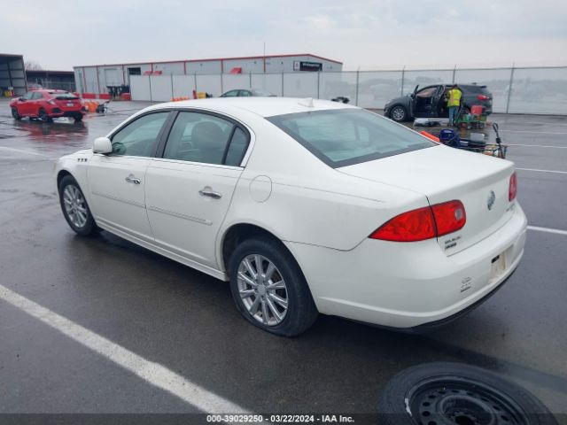 Photo 2 VIN: 1G4HC5EM6BU110173 - BUICK LUCERNE 