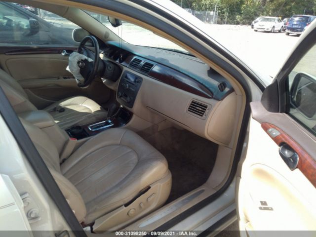 Photo 4 VIN: 1G4HC5EM7AU125473 - BUICK LUCERNE 