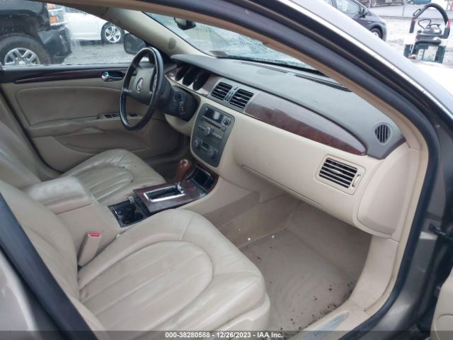 Photo 4 VIN: 1G4HC5EM9AU123000 - BUICK LUCERNE 