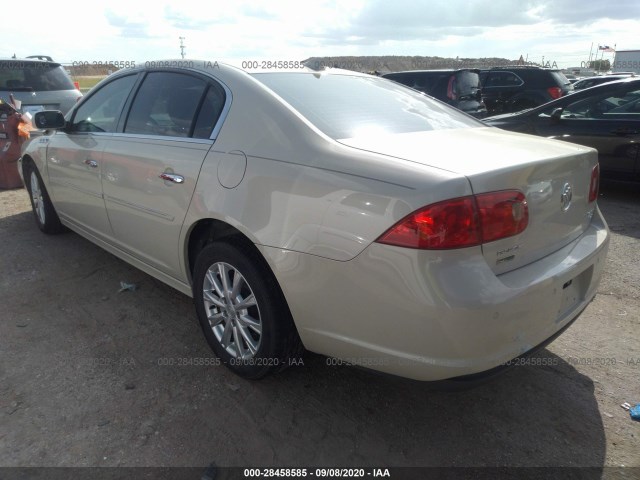 Photo 2 VIN: 1G4HC5EMXBU127428 - BUICK LUCERNE 