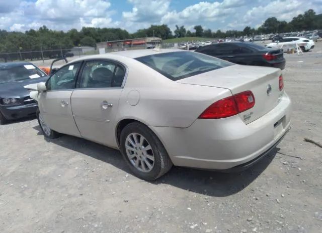 Photo 2 VIN: 1G4HC5EMXBU142771 - BUICK LUCERNE 