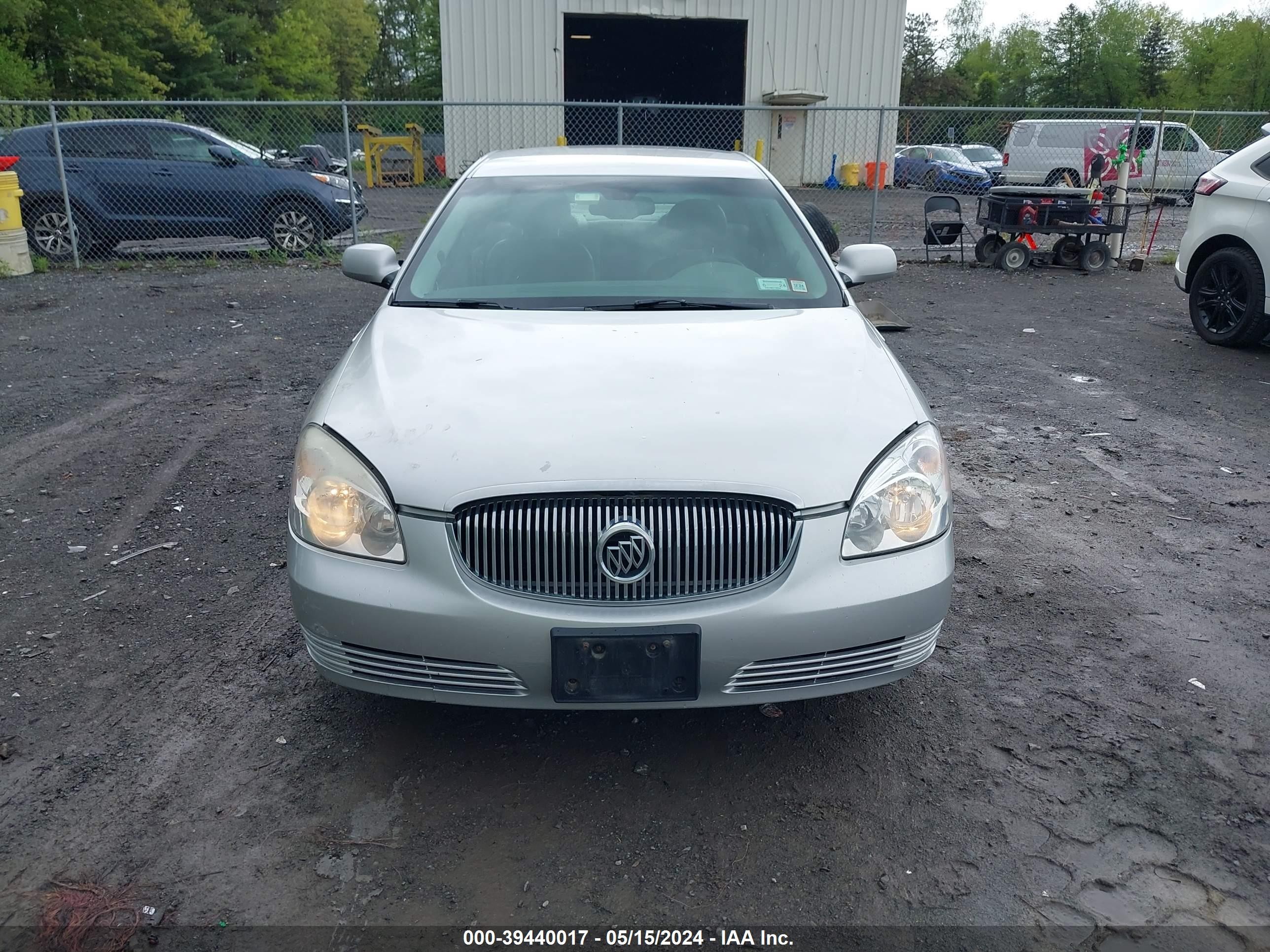 Photo 11 VIN: 1G4HD57129U105627 - BUICK LUCERNE 