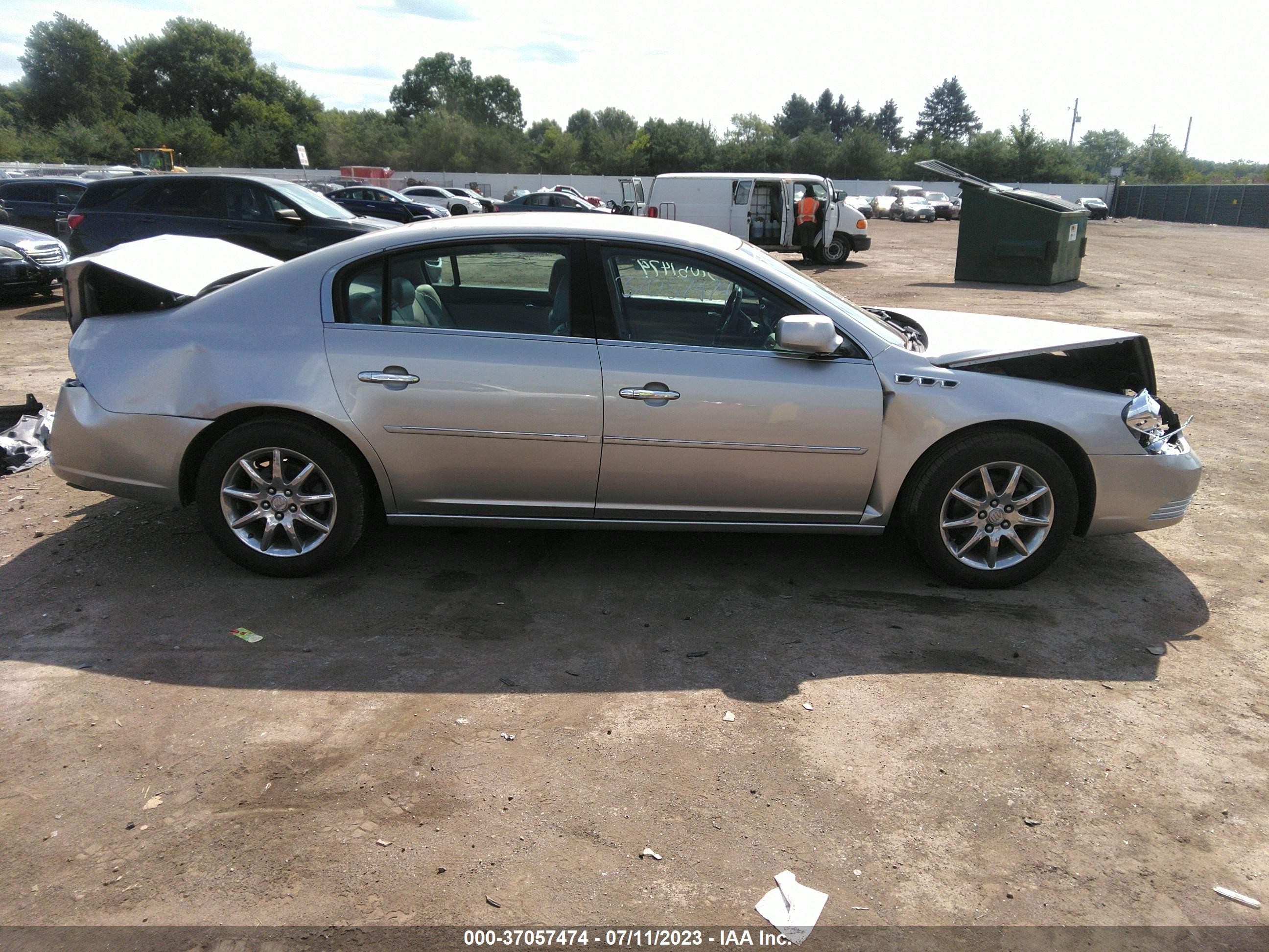 Photo 12 VIN: 1G4HD57207U149471 - BUICK LUCERNE 