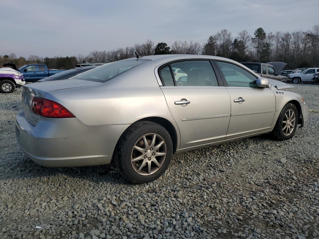 Photo 2 VIN: 1G4HD57207U183314 - BUICK LUCERNE 