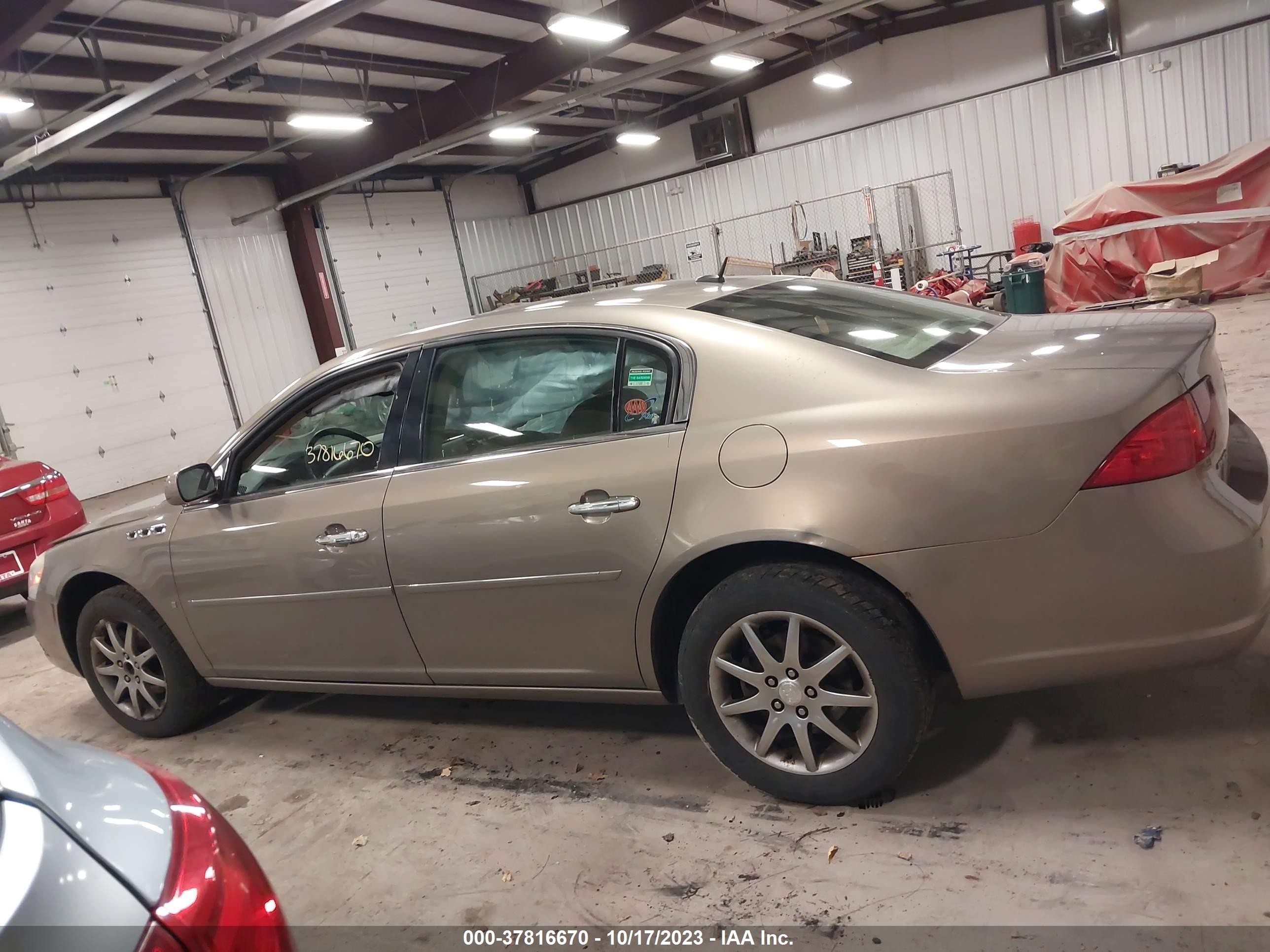 Photo 13 VIN: 1G4HD57207U203996 - BUICK LUCERNE 