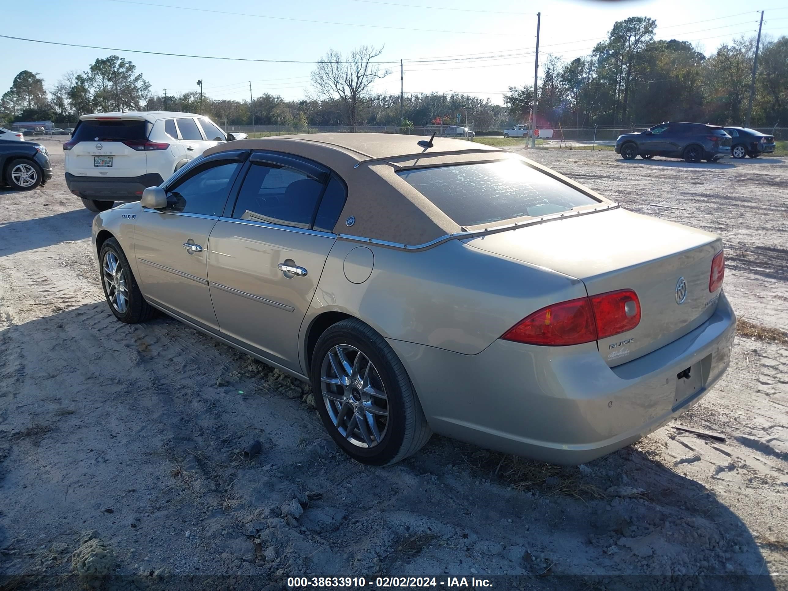 Photo 2 VIN: 1G4HD57208U168975 - BUICK LUCERNE 