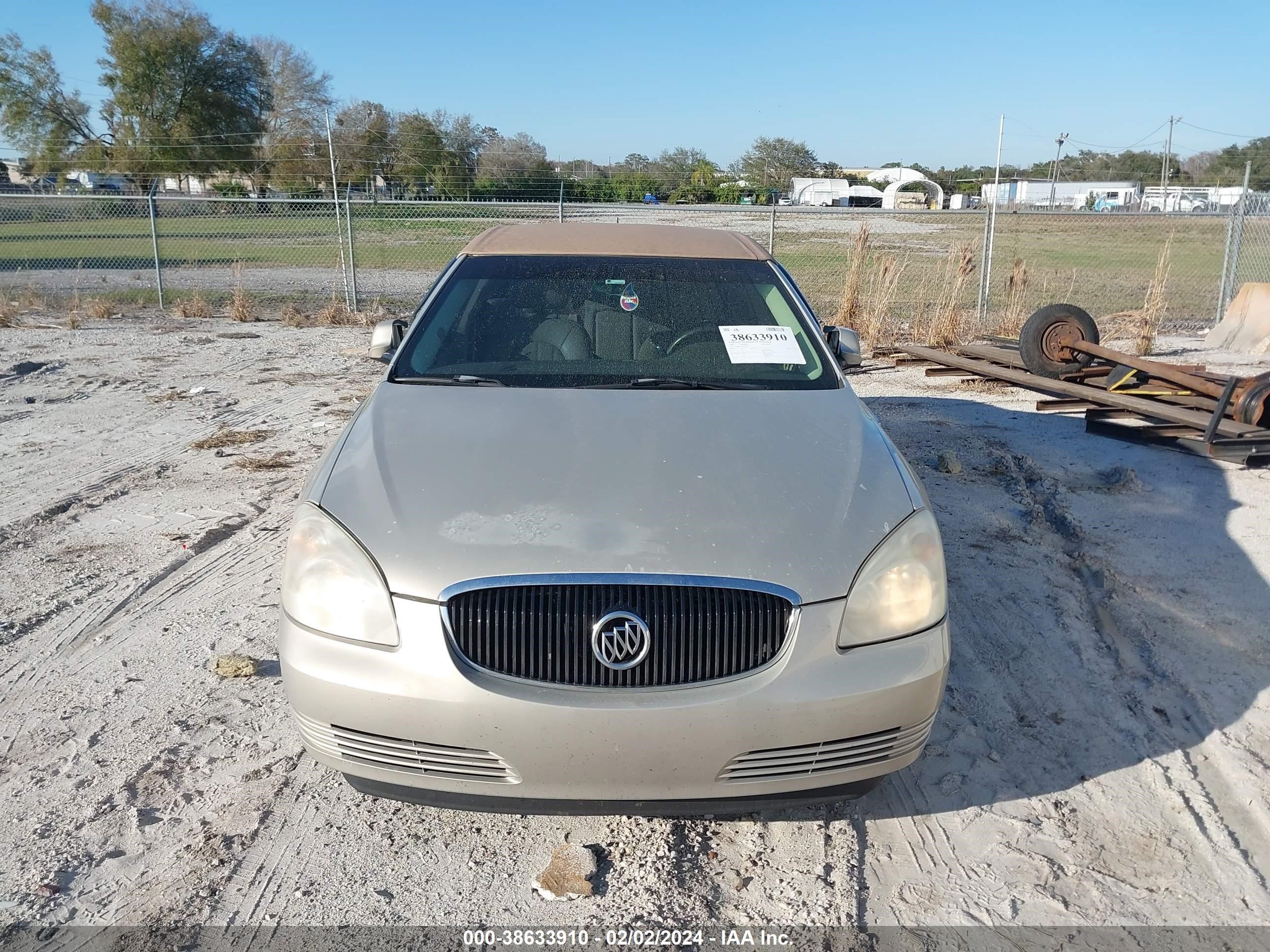 Photo 5 VIN: 1G4HD57208U168975 - BUICK LUCERNE 