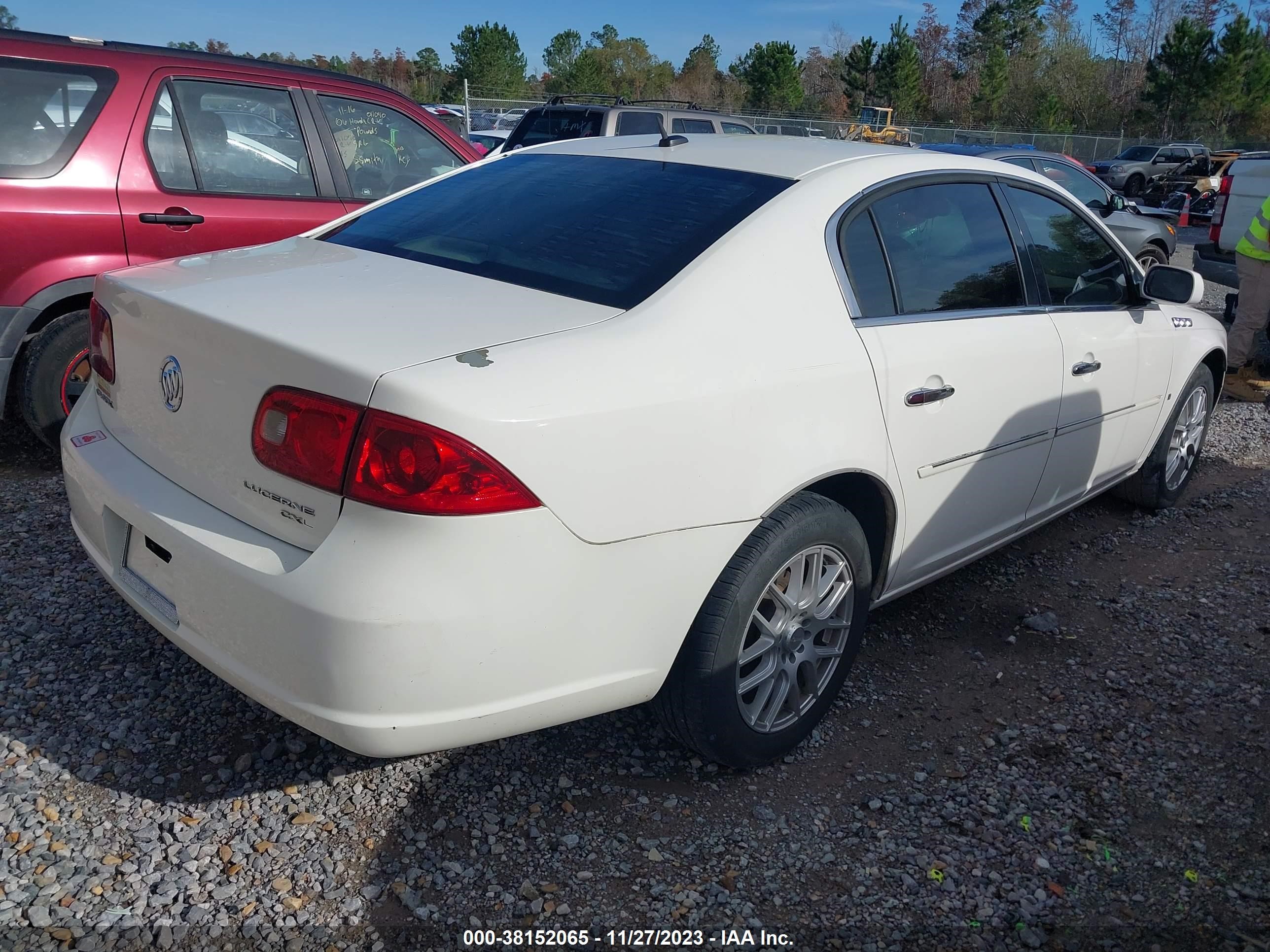 Photo 3 VIN: 1G4HD57216U245723 - BUICK LUCERNE 