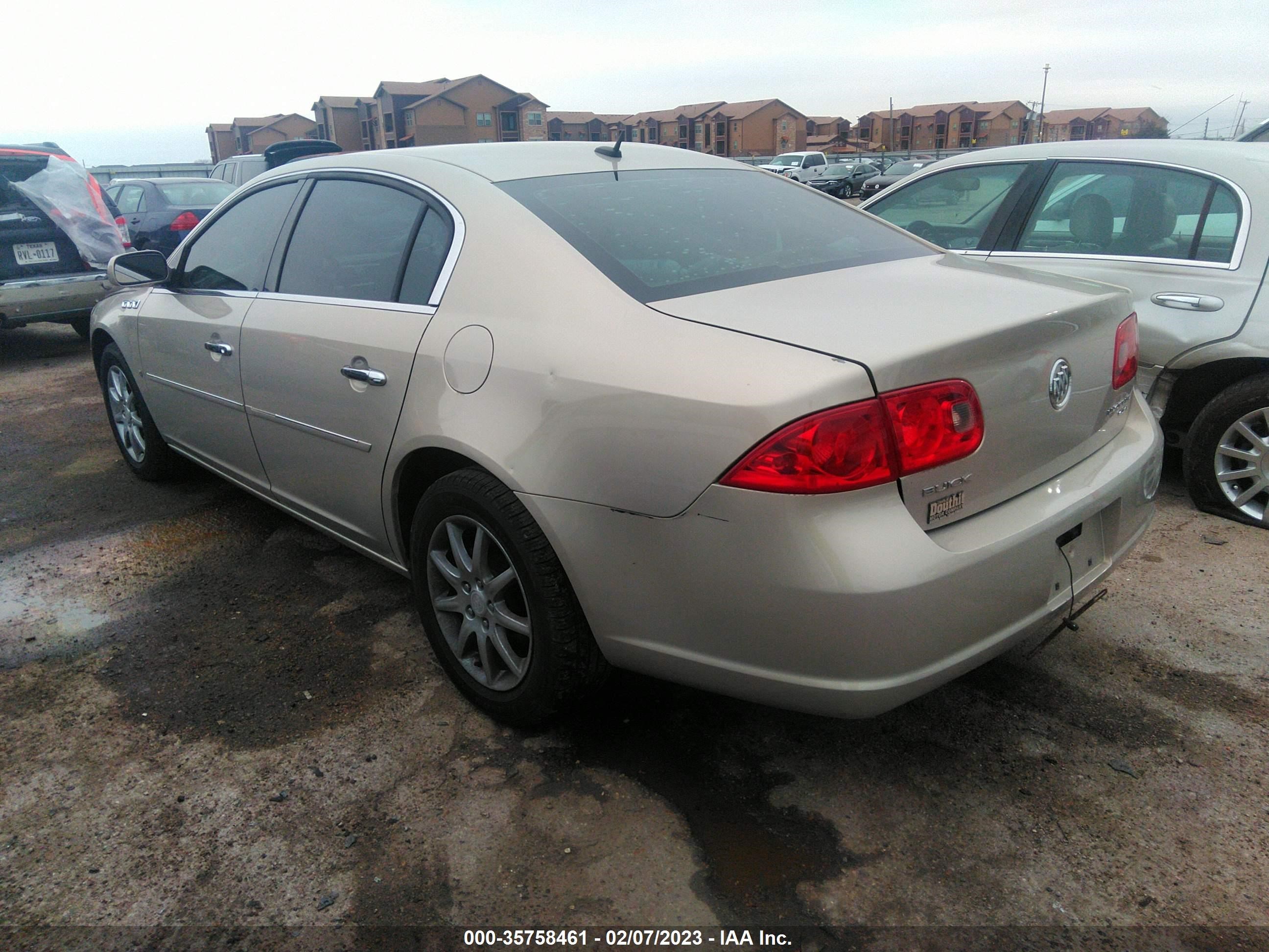 Photo 2 VIN: 1G4HD57218U196316 - BUICK LUCERNE 