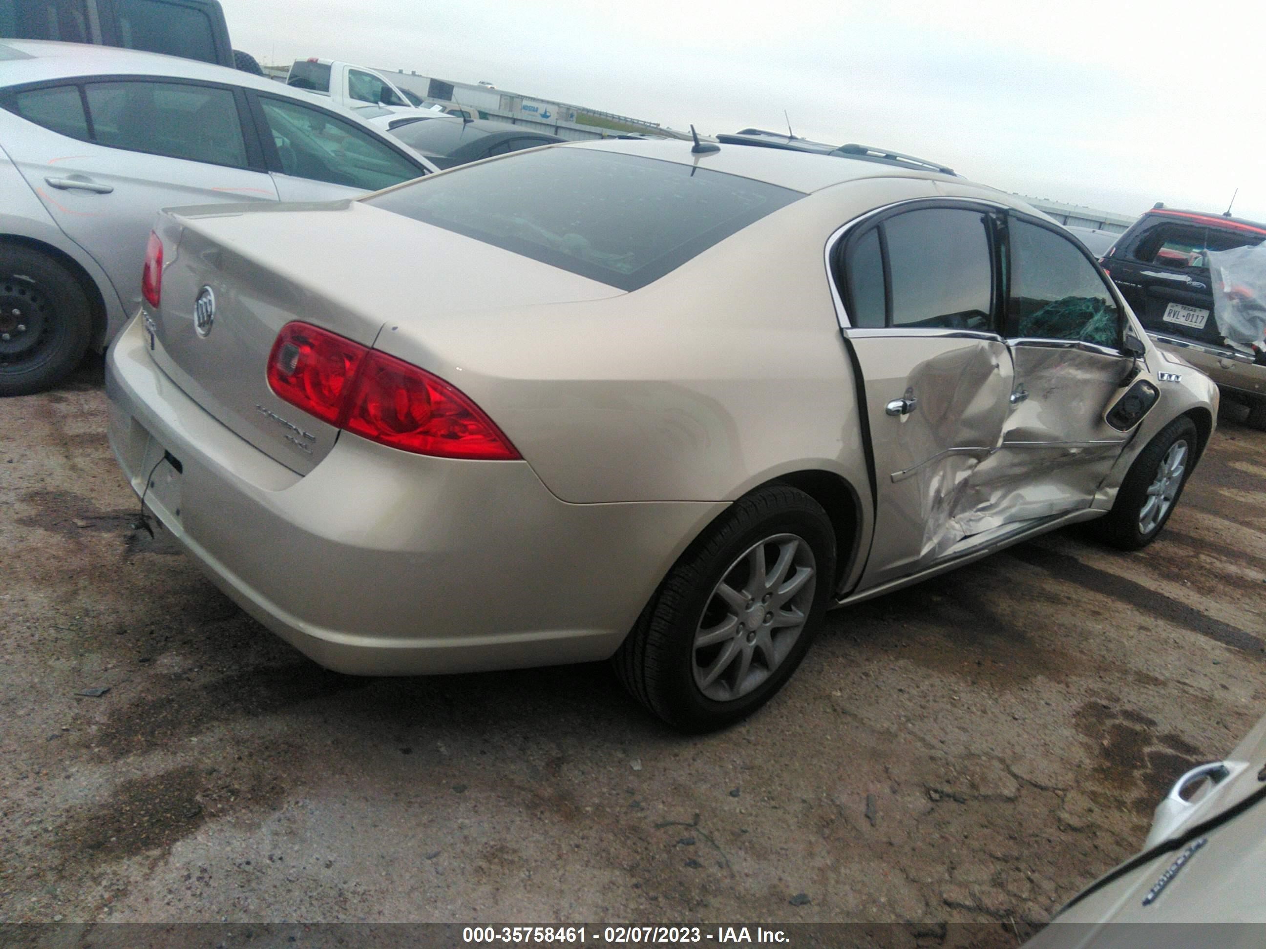 Photo 3 VIN: 1G4HD57218U196316 - BUICK LUCERNE 