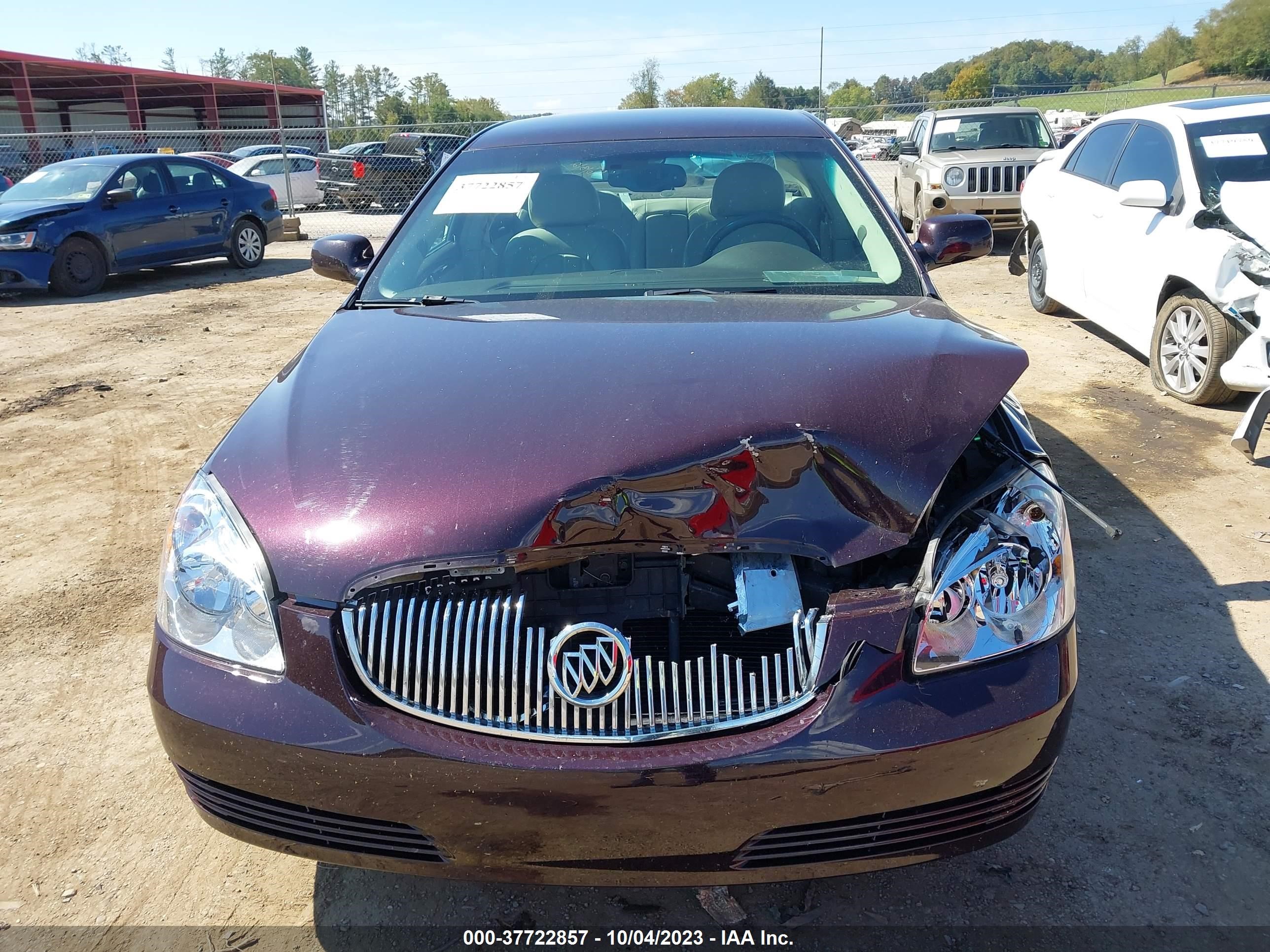 Photo 11 VIN: 1G4HD57228U127442 - BUICK LUCERNE 