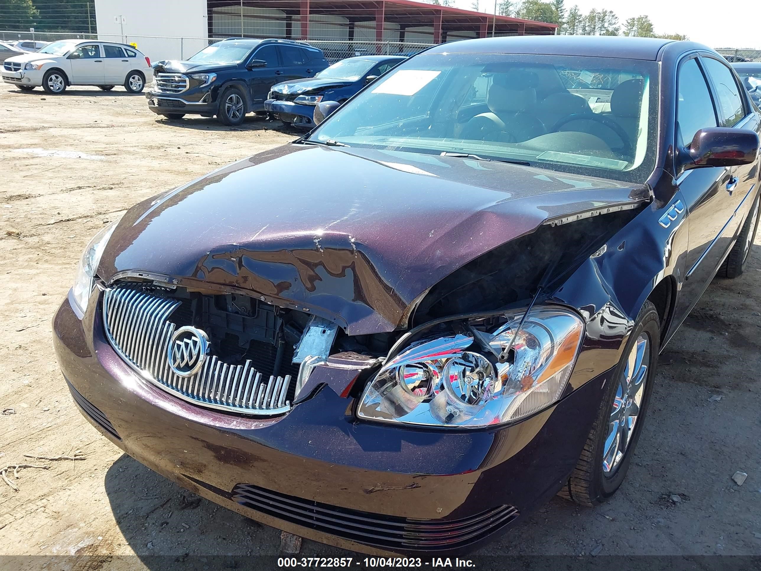 Photo 5 VIN: 1G4HD57228U127442 - BUICK LUCERNE 