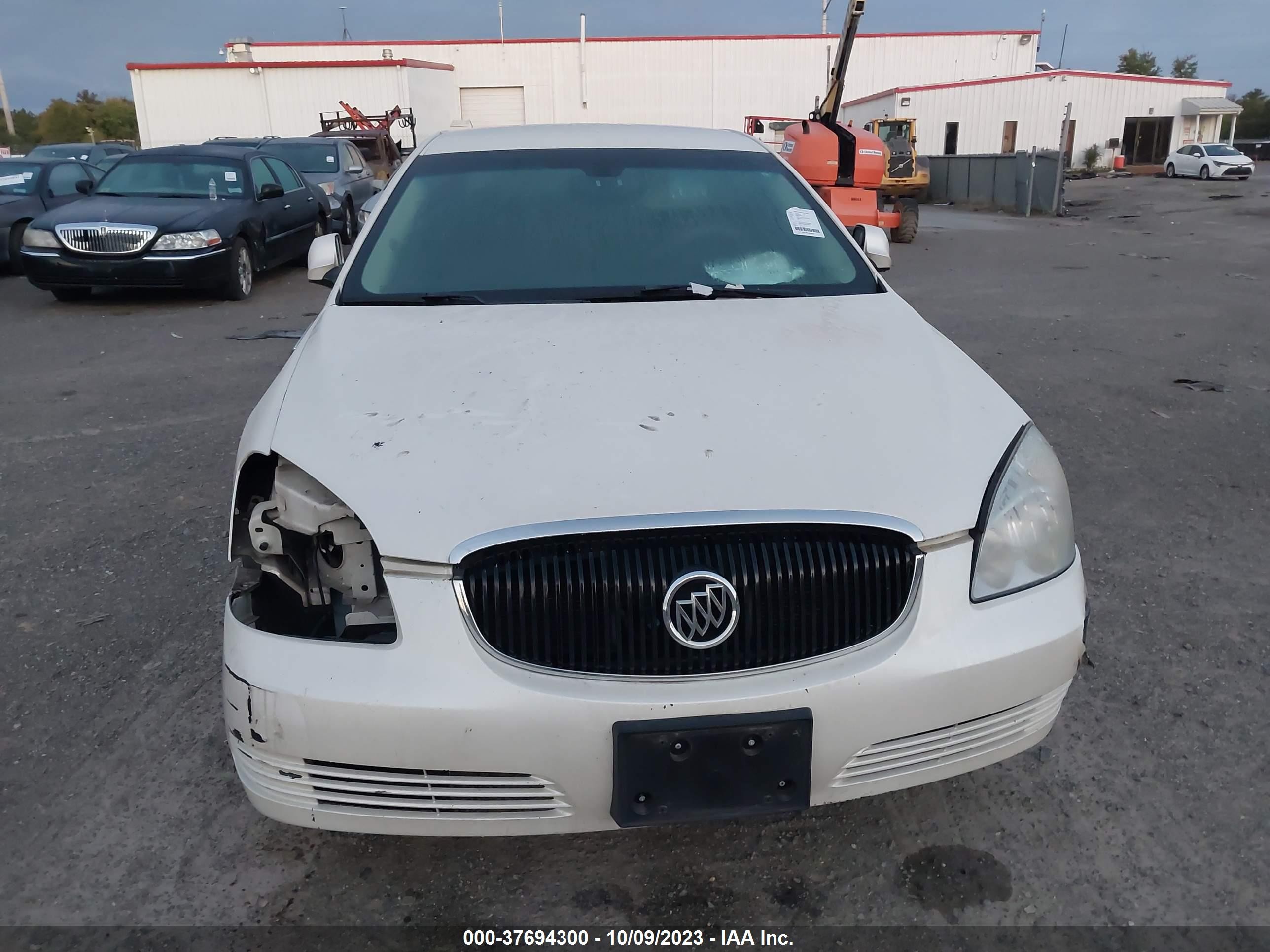 Photo 5 VIN: 1G4HD57228U141499 - BUICK LUCERNE 