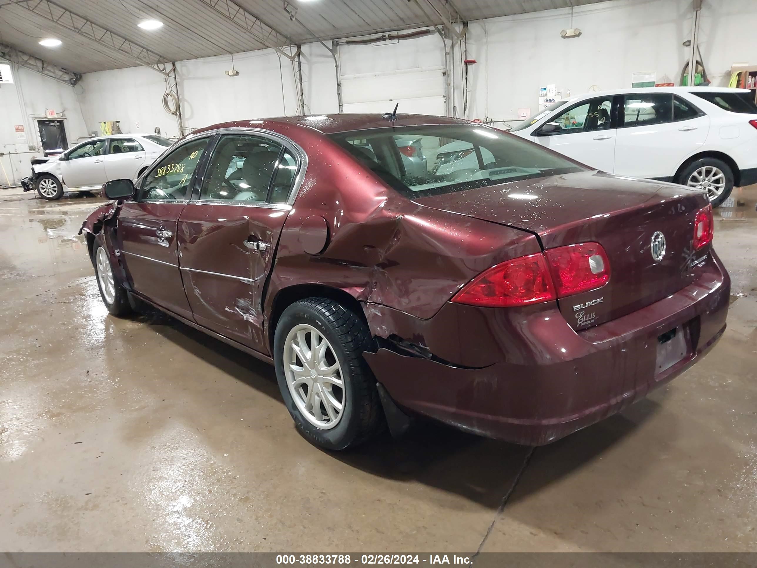 Photo 2 VIN: 1G4HD572360195455 - BUICK LUCERNE 