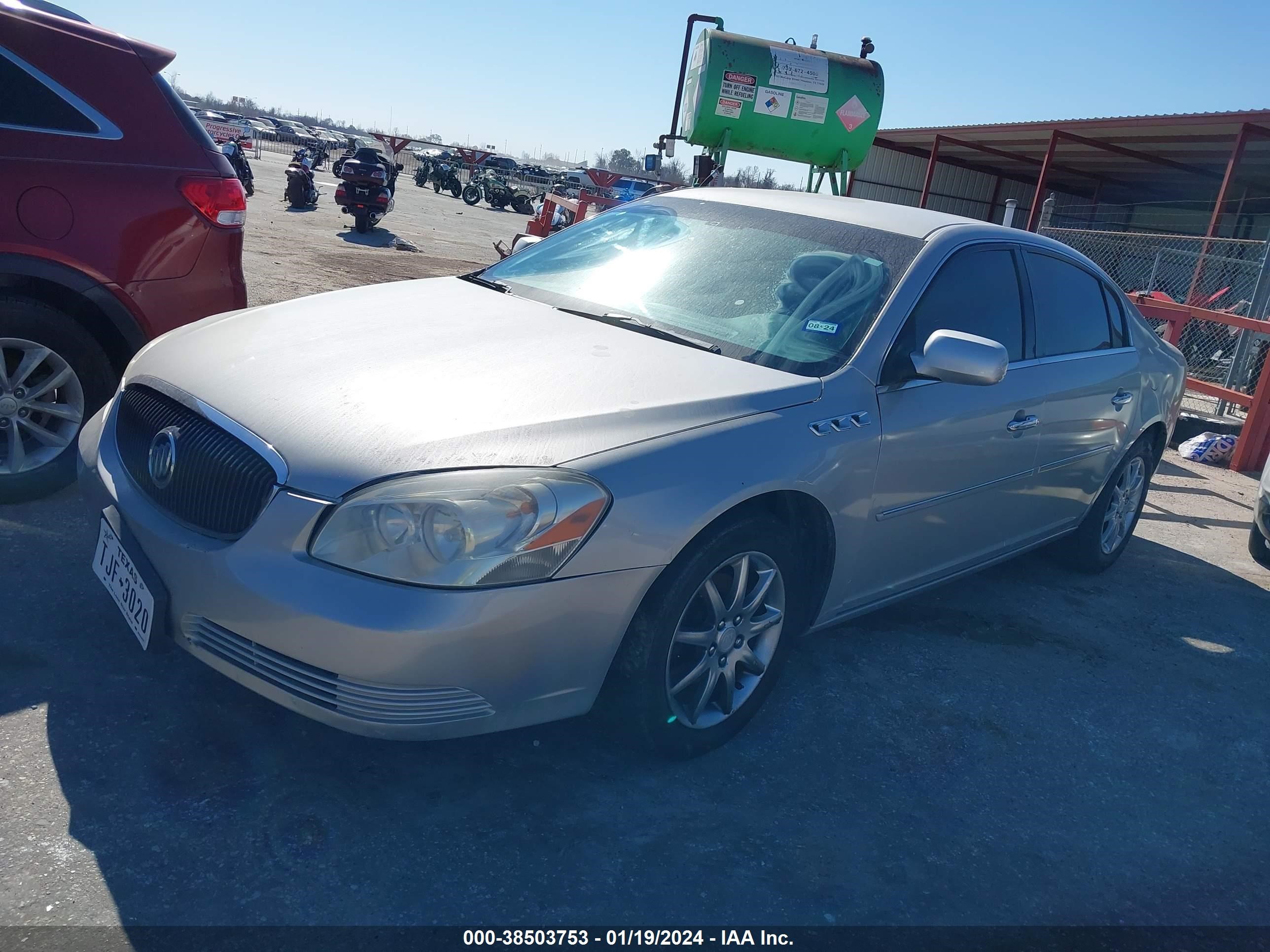 Photo 1 VIN: 1G4HD57237U153904 - BUICK LUCERNE 