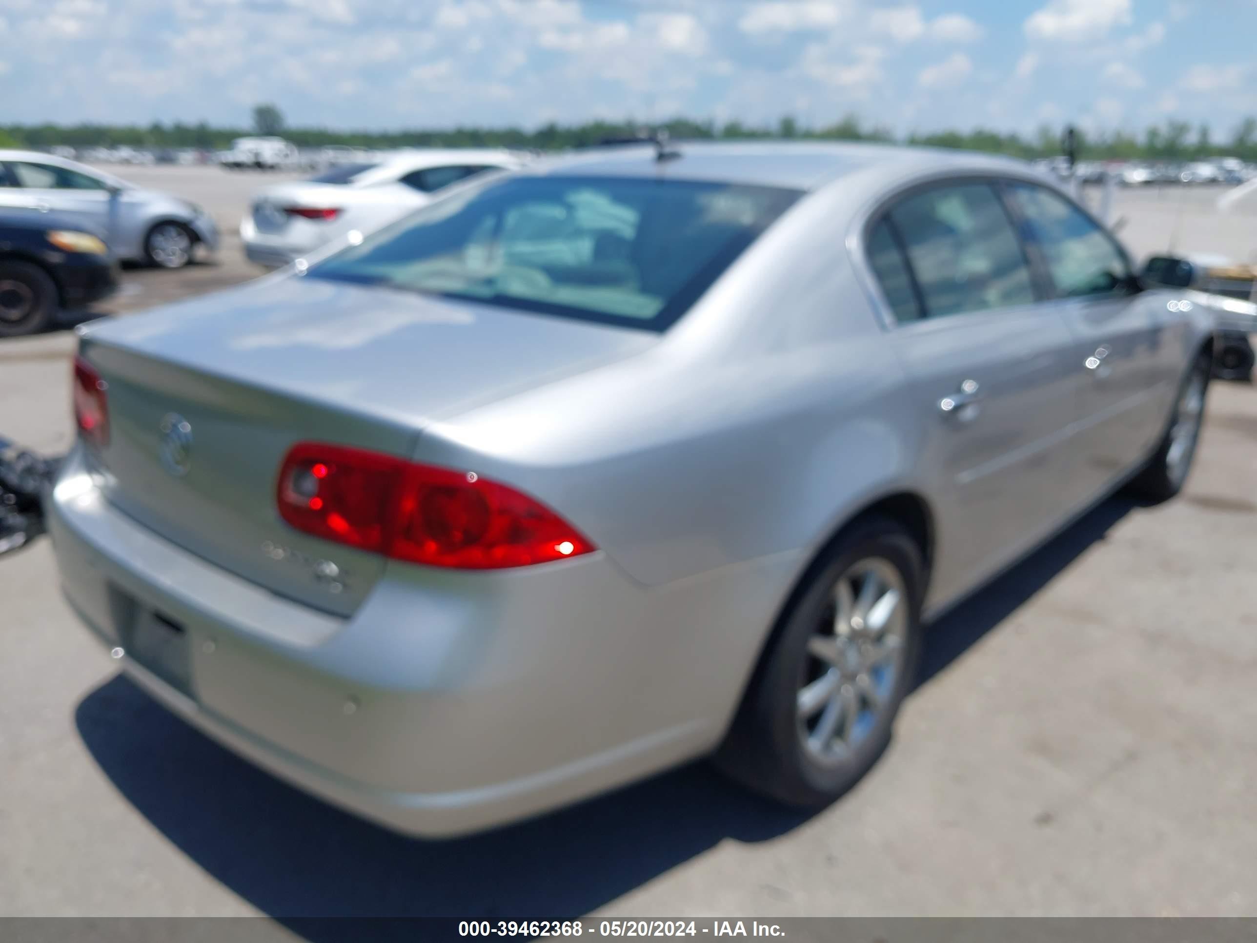 Photo 3 VIN: 1G4HD57247U140644 - BUICK LUCERNE 