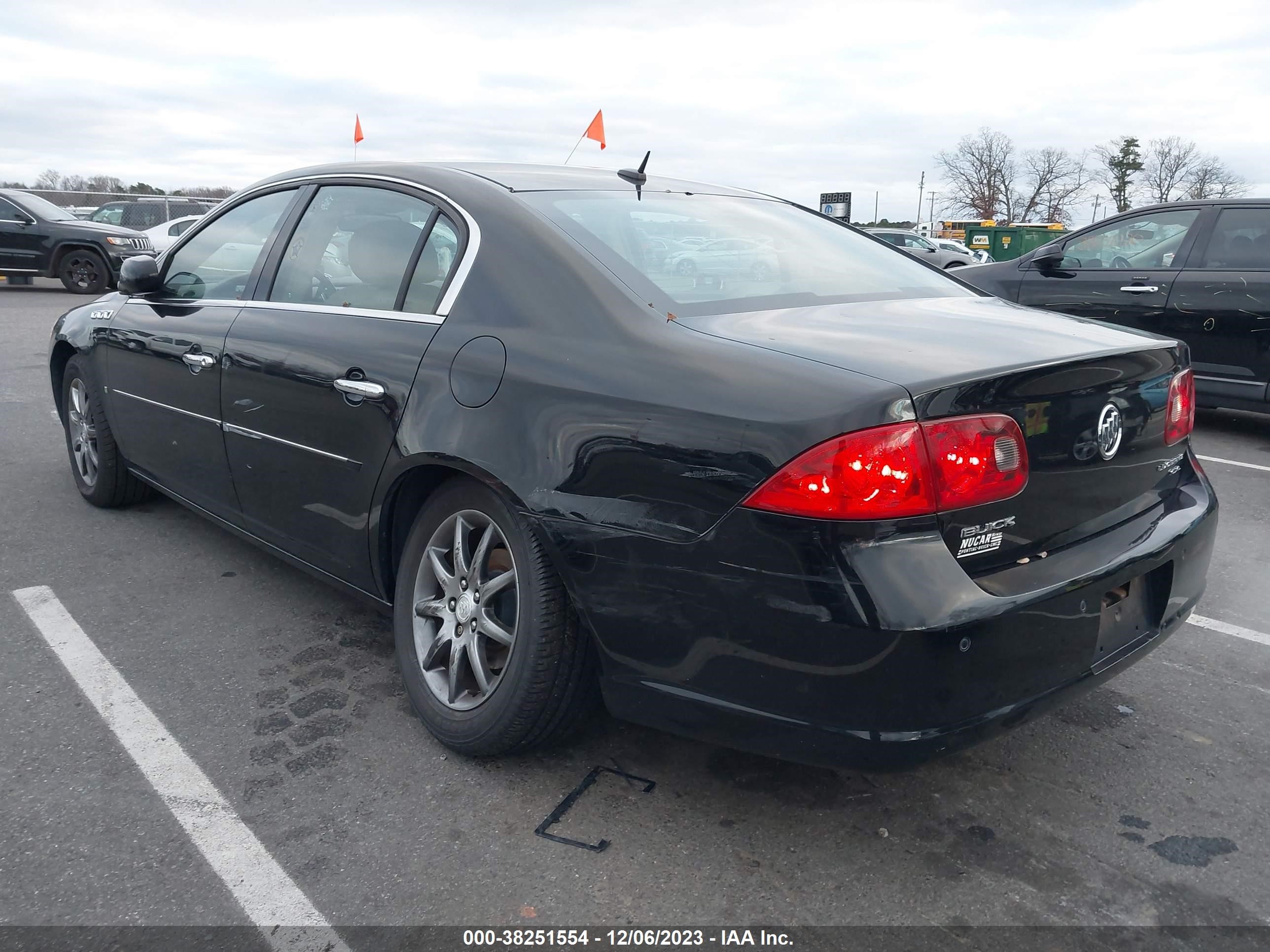 Photo 2 VIN: 1G4HD57247U168346 - BUICK LUCERNE 