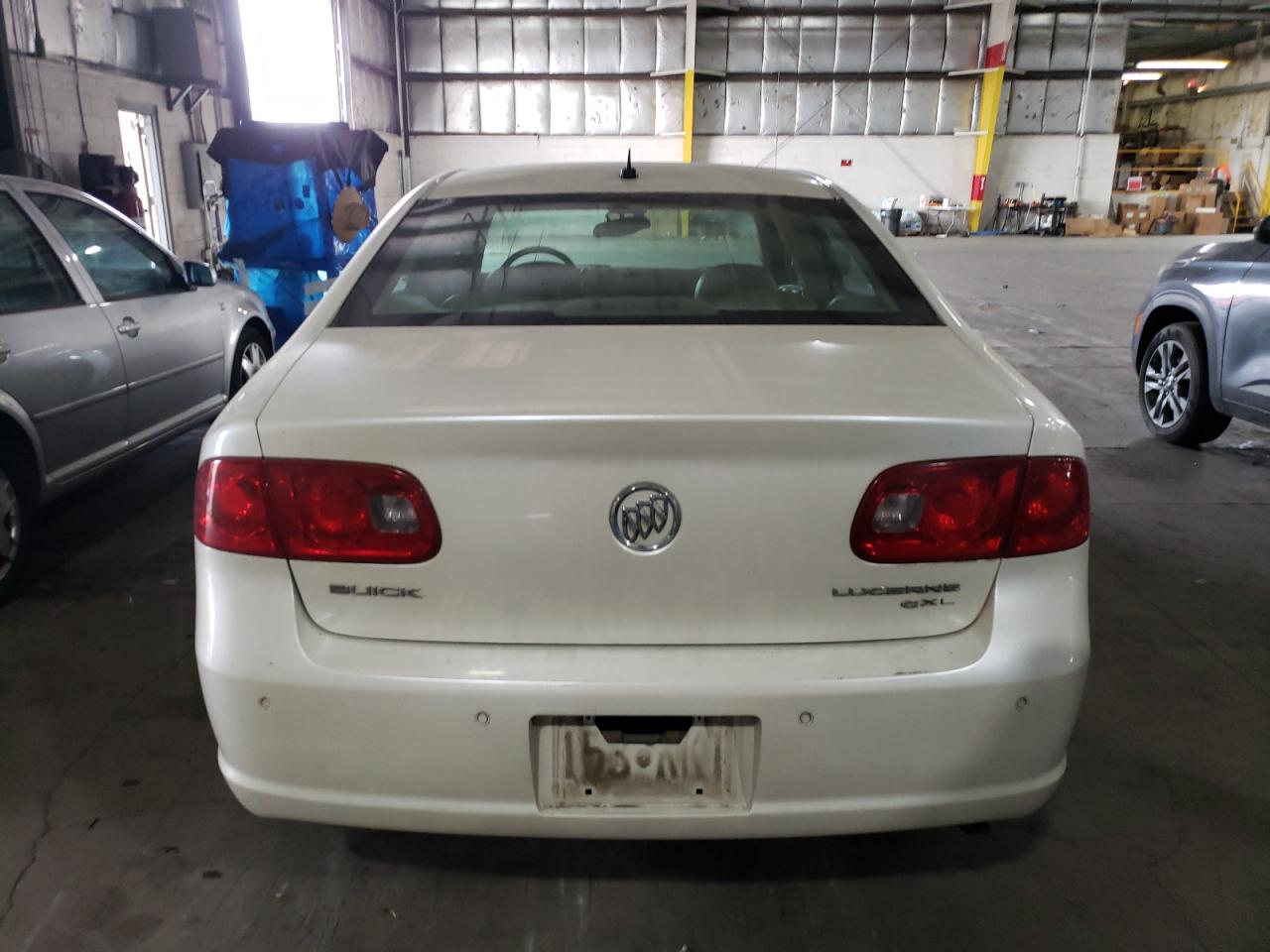 Photo 5 VIN: 1G4HD57248U136546 - BUICK LUCERNE 