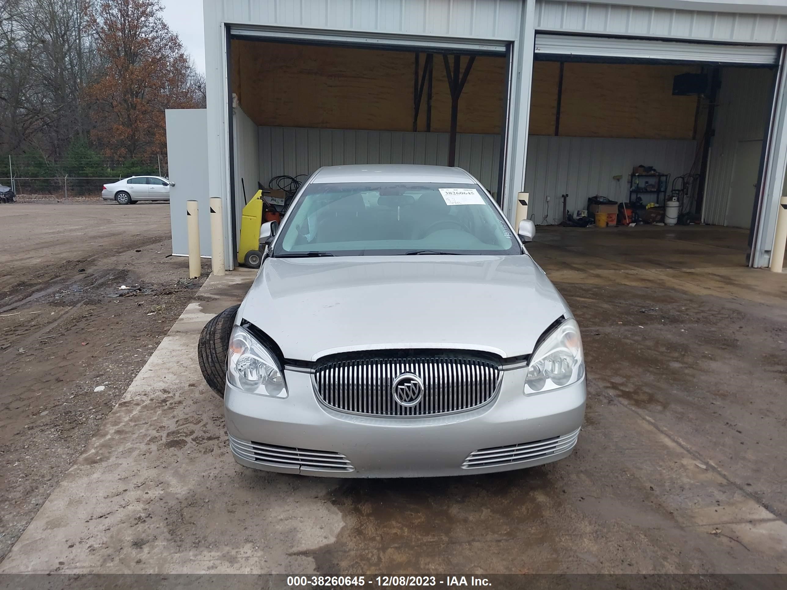 Photo 11 VIN: 1G4HD57257U116076 - BUICK LUCERNE 