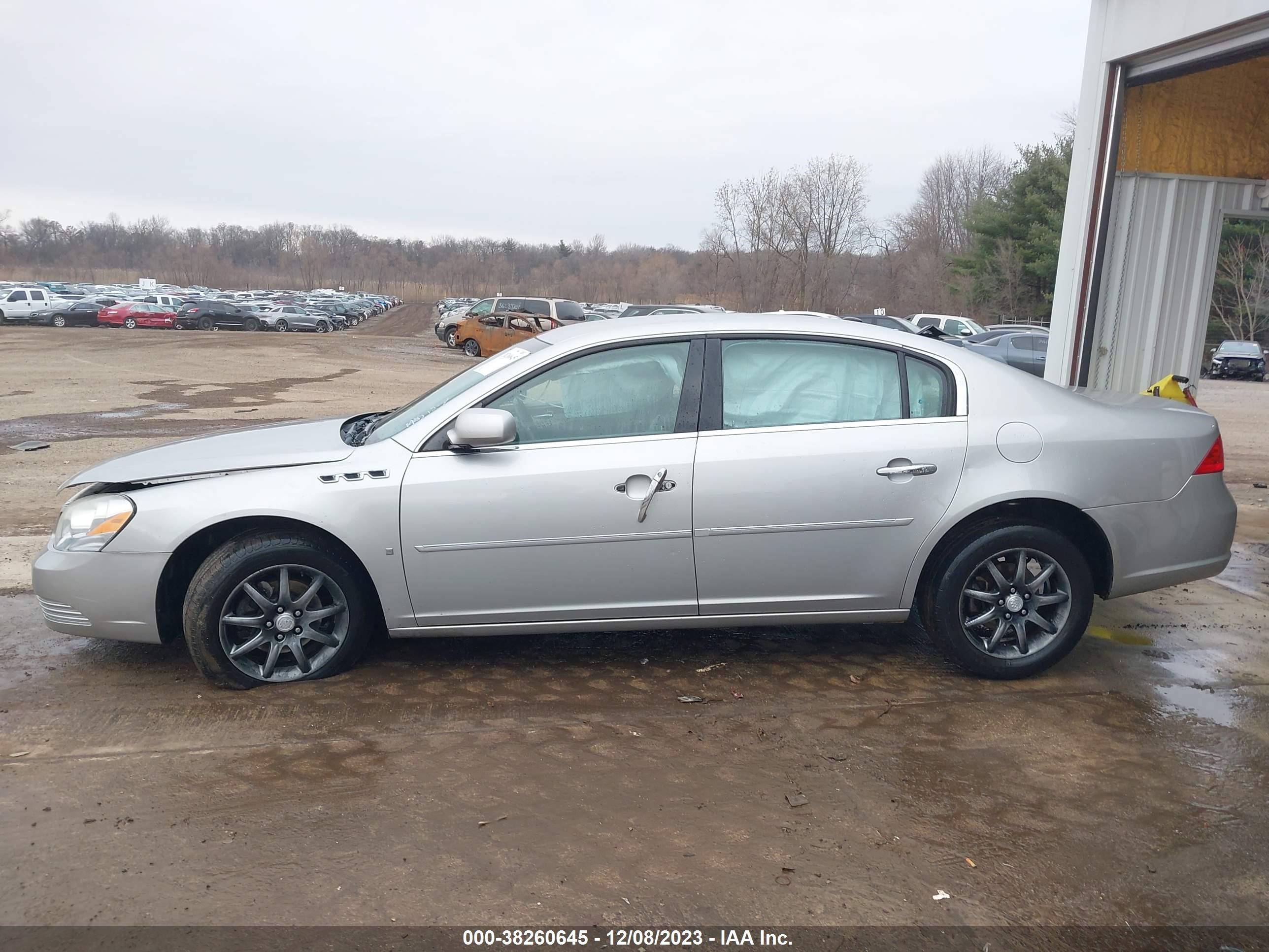 Photo 13 VIN: 1G4HD57257U116076 - BUICK LUCERNE 