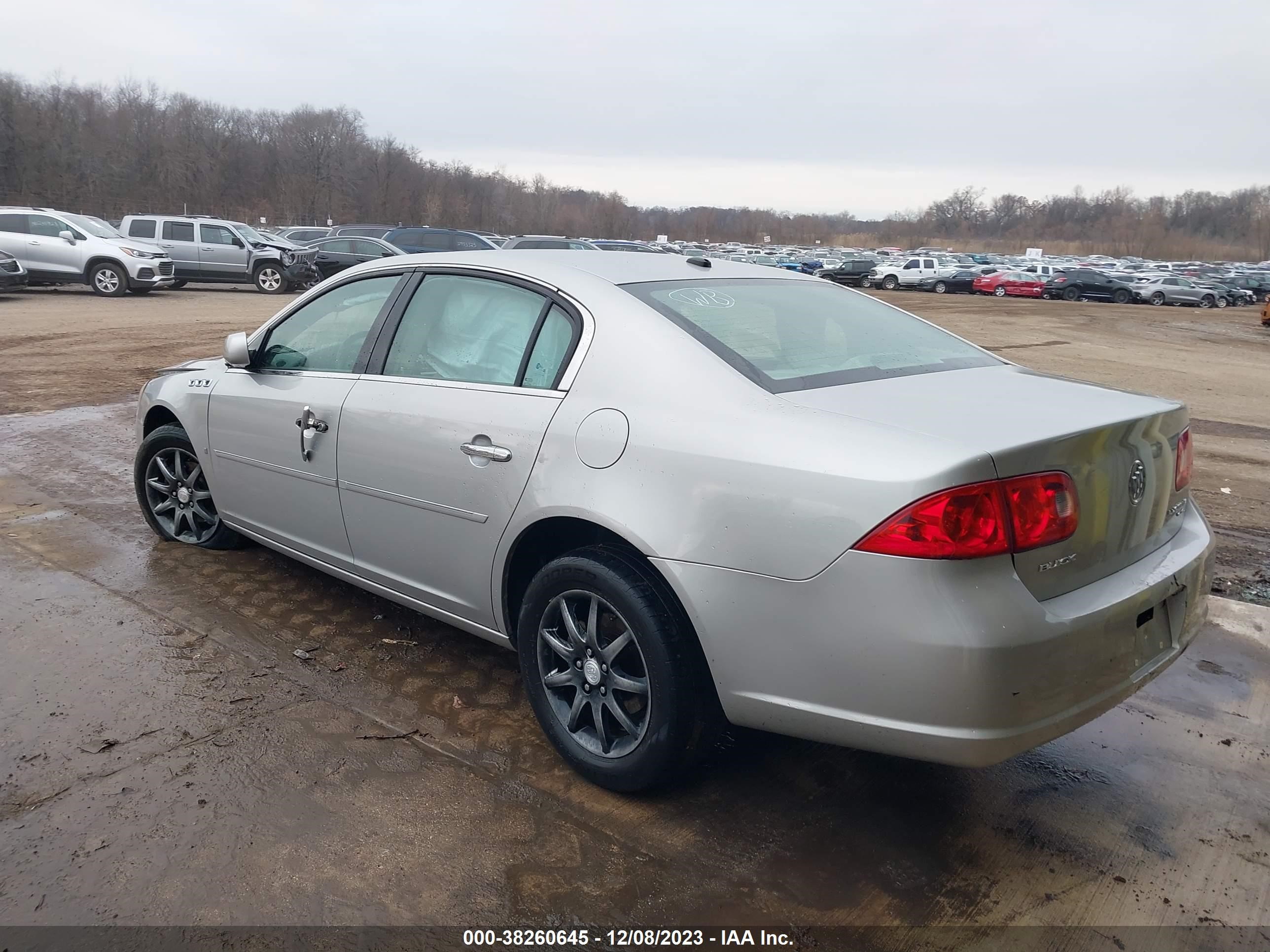 Photo 2 VIN: 1G4HD57257U116076 - BUICK LUCERNE 