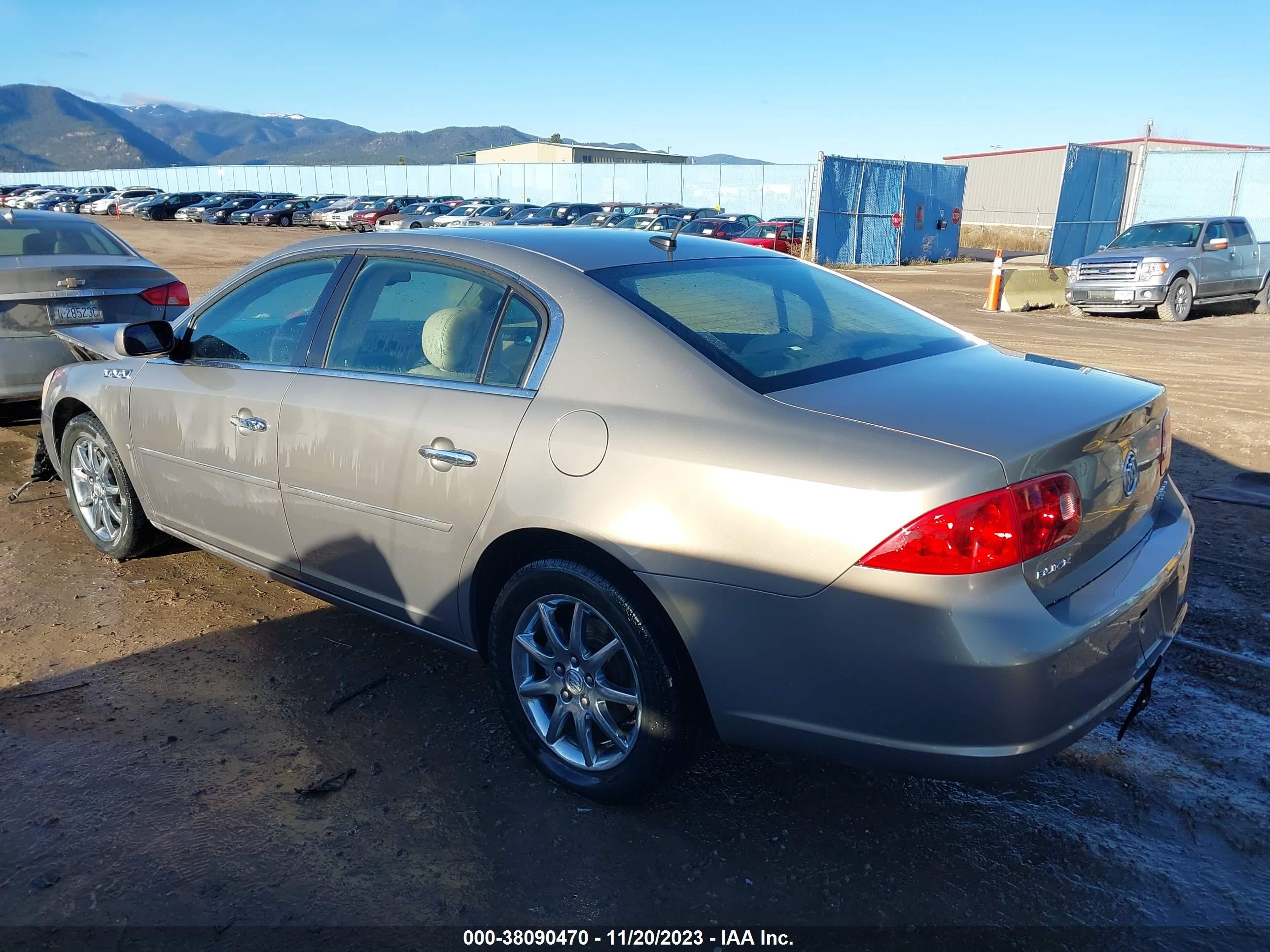 Photo 2 VIN: 1G4HD57257U157369 - BUICK LUCERNE 