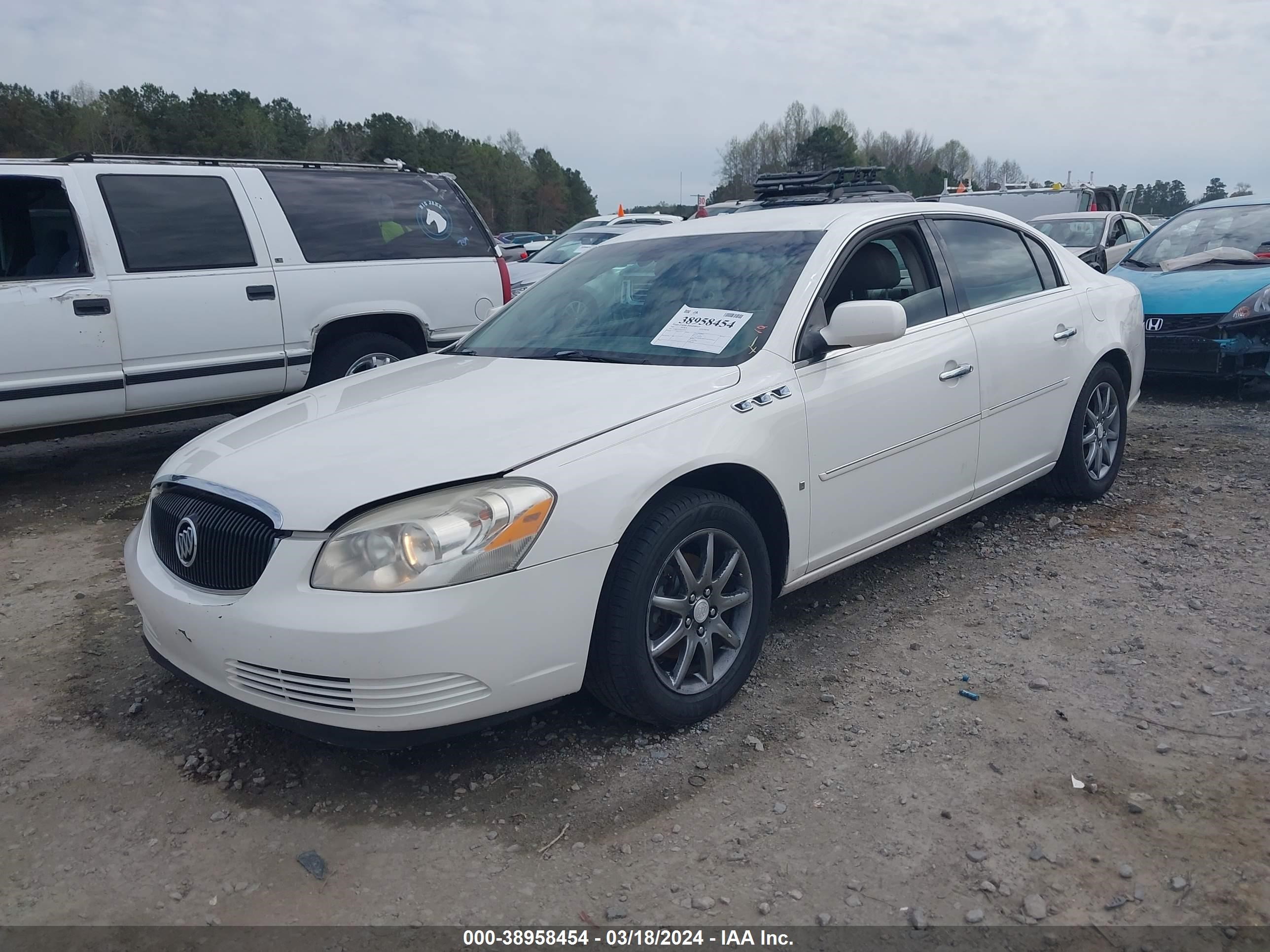 Photo 1 VIN: 1G4HD57257U173345 - BUICK LUCERNE 