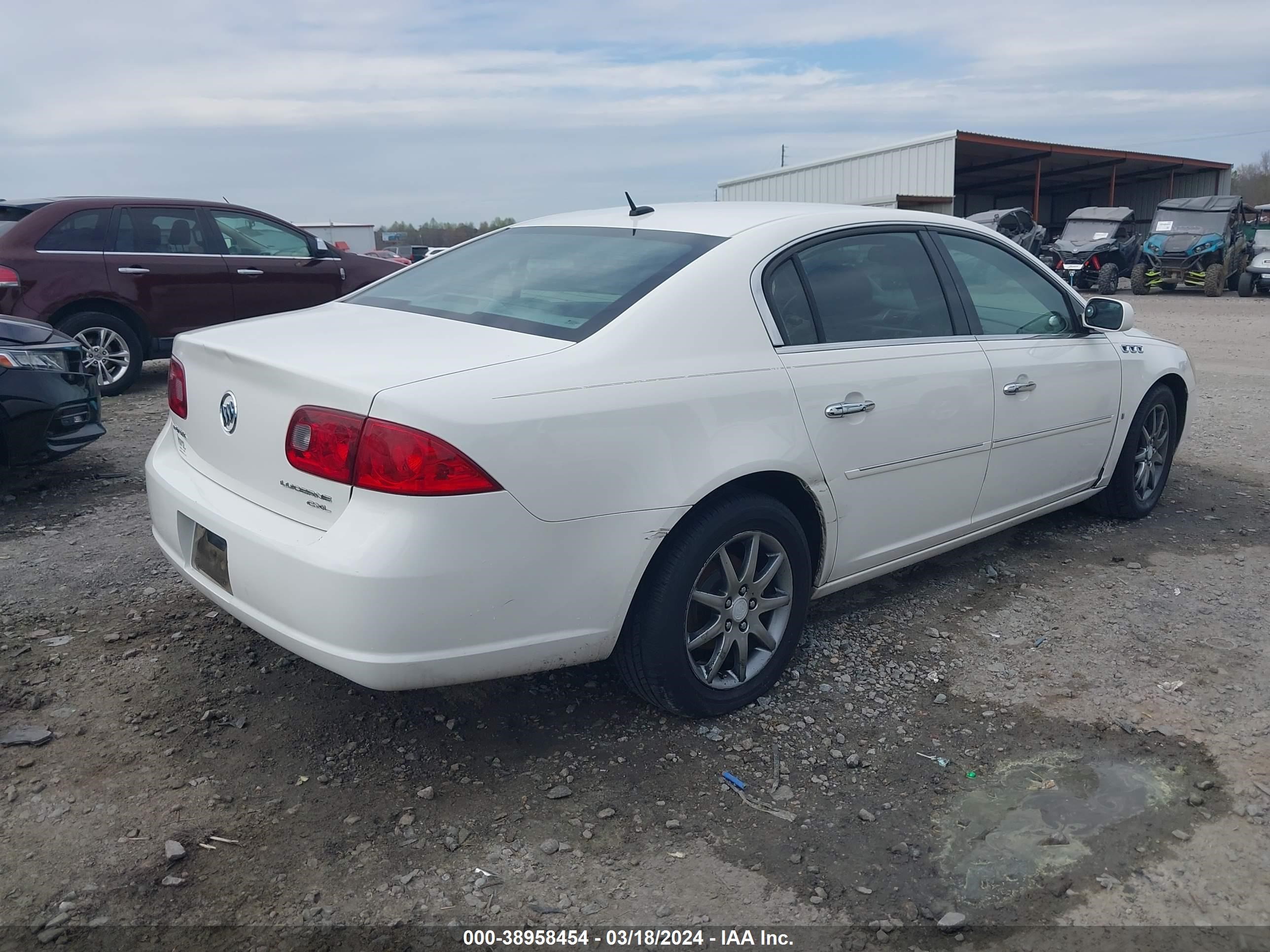 Photo 3 VIN: 1G4HD57257U173345 - BUICK LUCERNE 