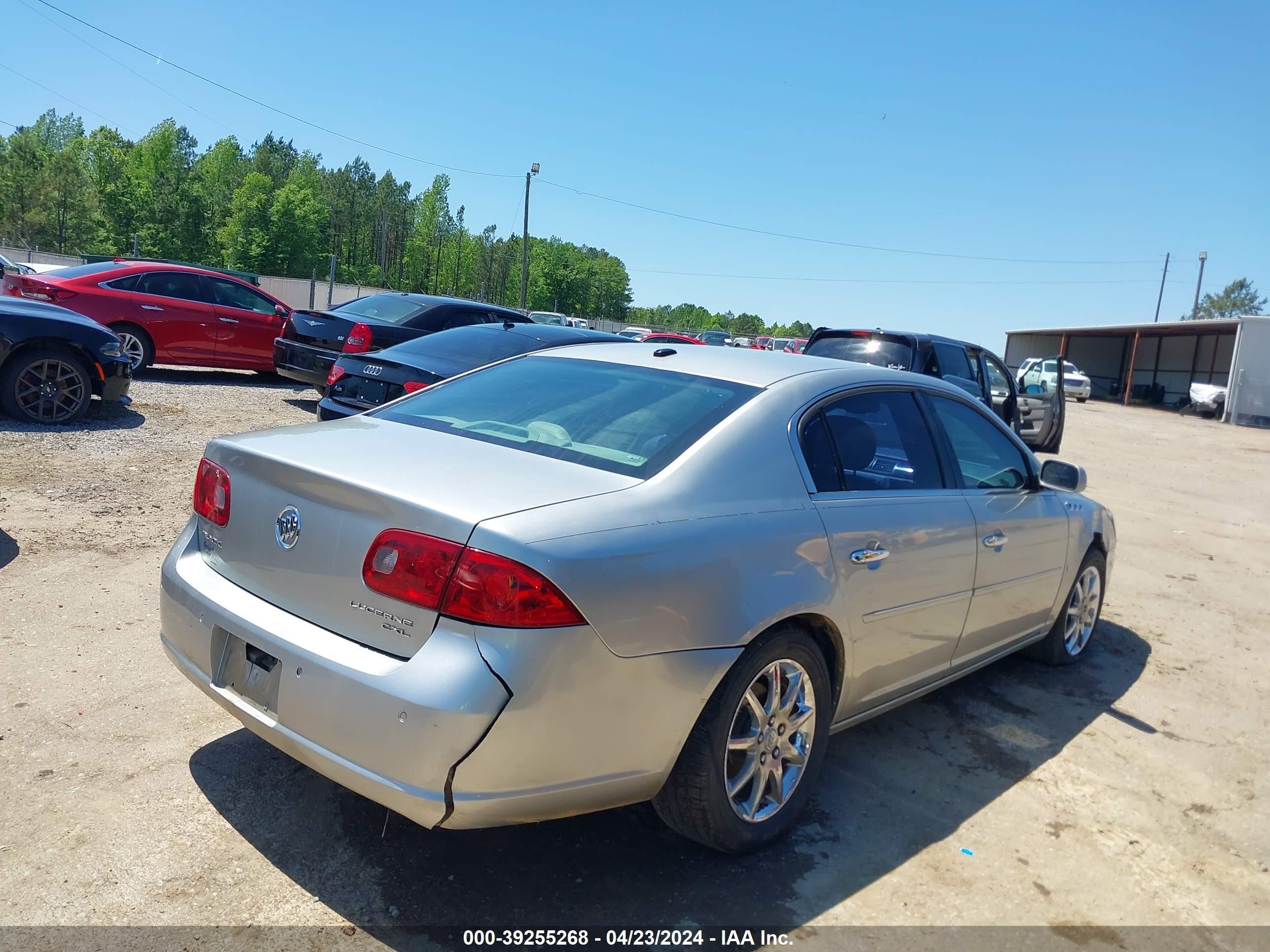 Photo 3 VIN: 1G4HD57257U173829 - BUICK LUCERNE 