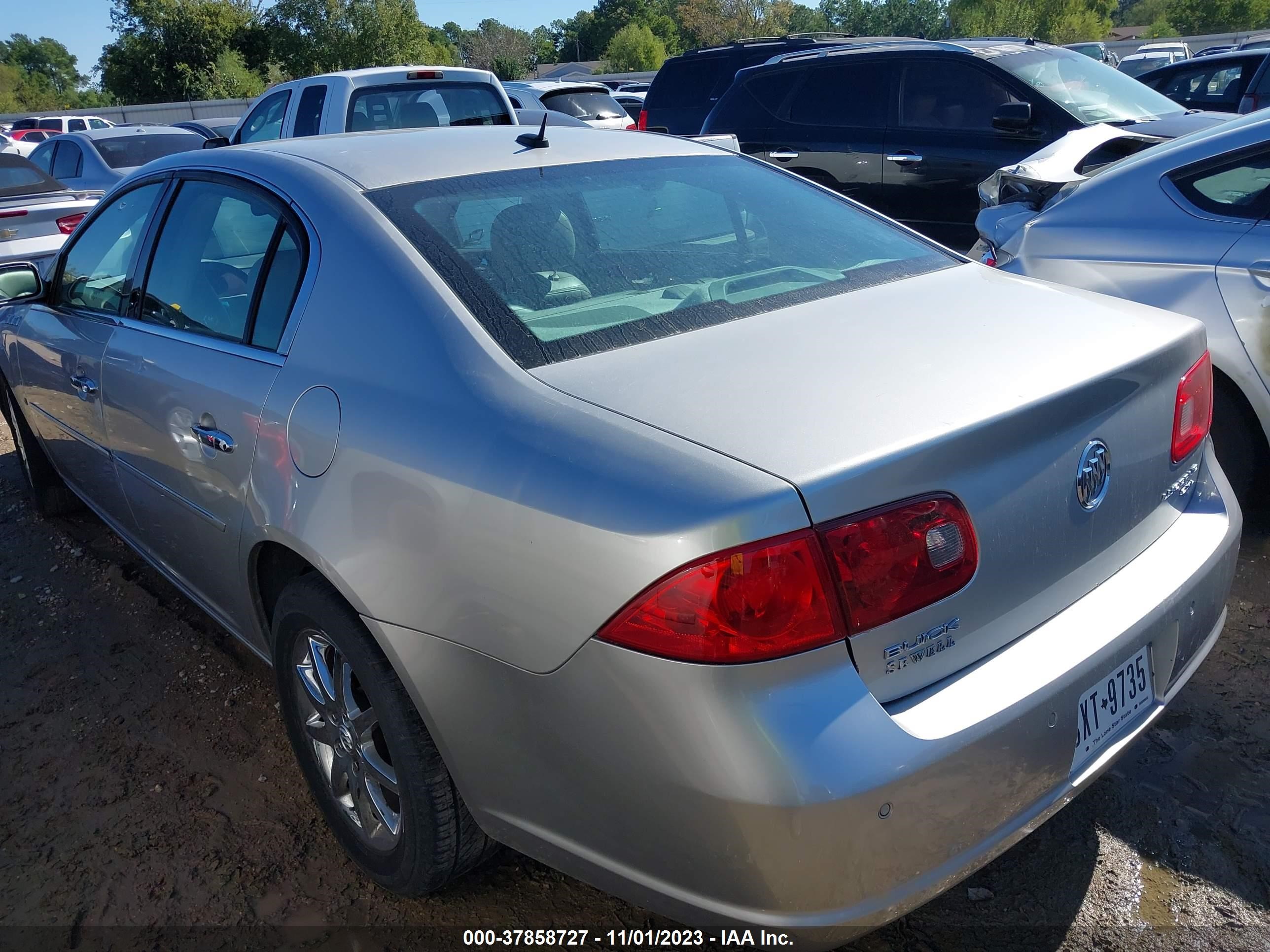 Photo 2 VIN: 1G4HD57267U173225 - BUICK LUCERNE 