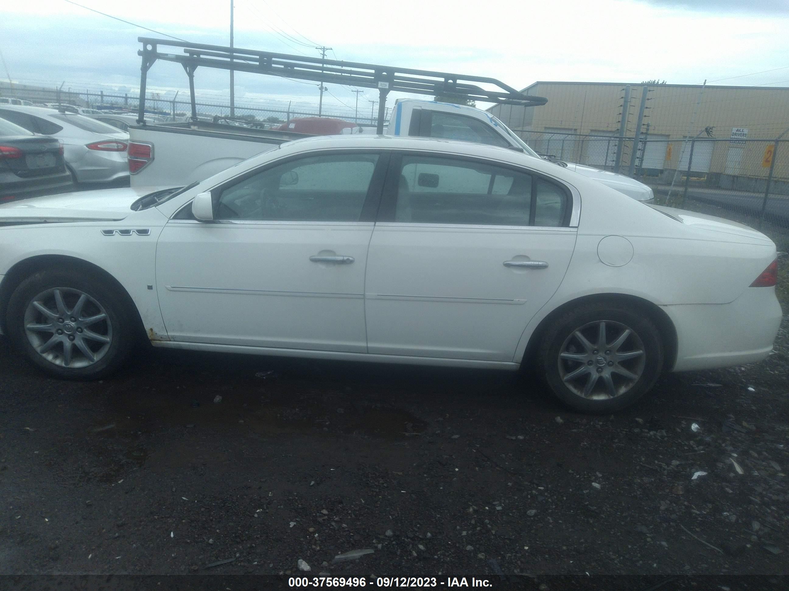 Photo 12 VIN: 1G4HD57267U194107 - BUICK LUCERNE 