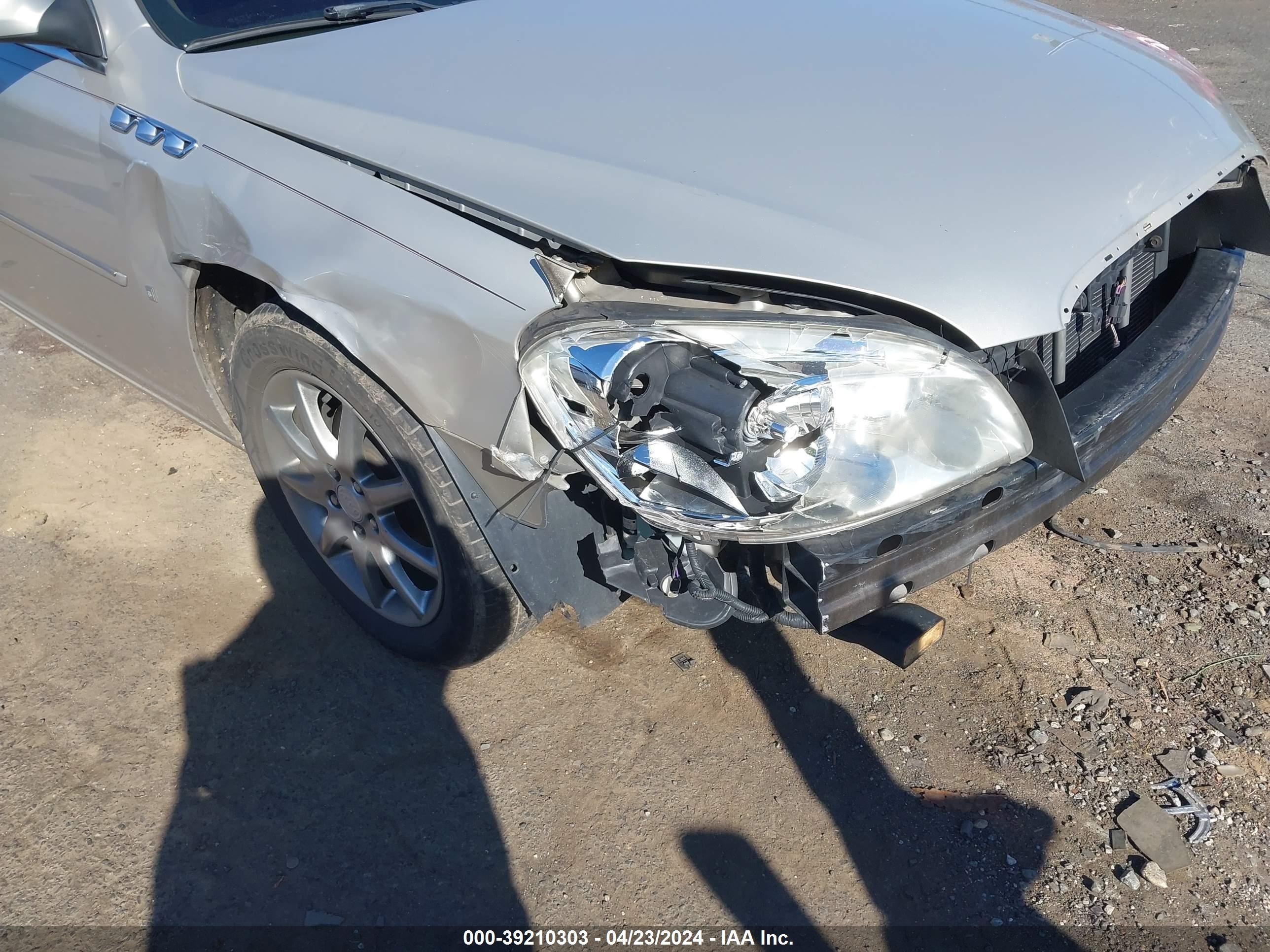 Photo 4 VIN: 1G4HD57267U217983 - BUICK LUCERNE 